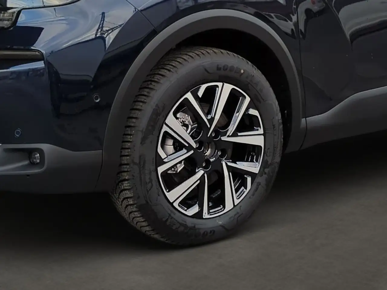 Citroen C4 Hybrid 145 MAX 6
