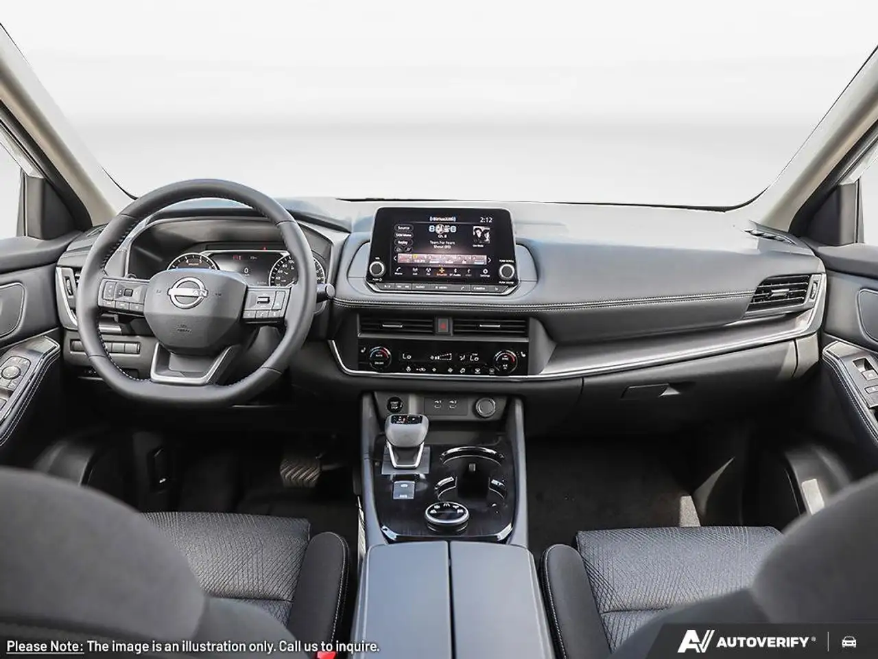 Nissan Rogue снимка Nissan Rogue