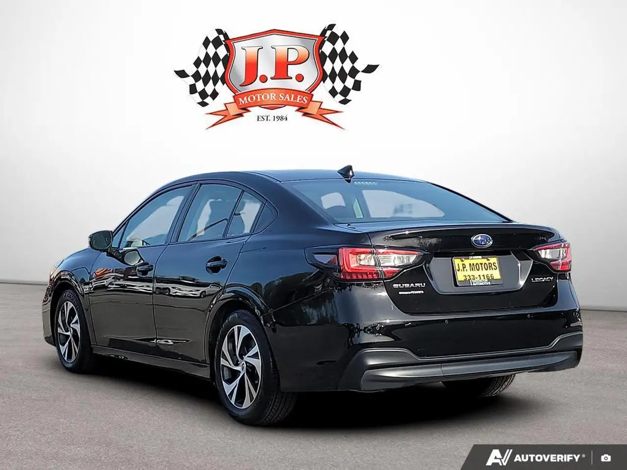 Subaru Legacy снимка Subaru Legacy