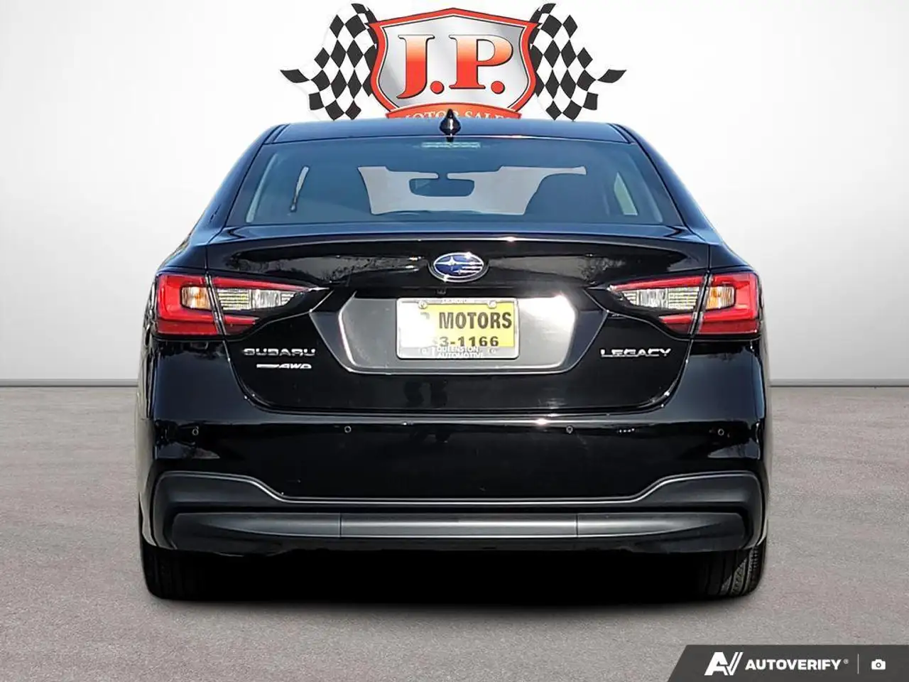Subaru Legacy снимка Subaru Legacy