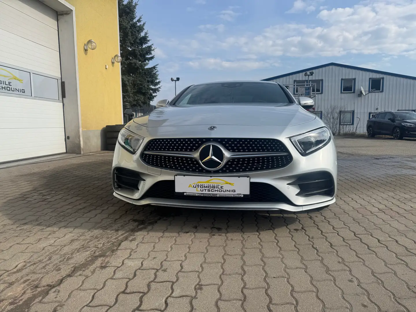 Mercedes-Benz CLS 300 AMG Edition 300d Silber - 1