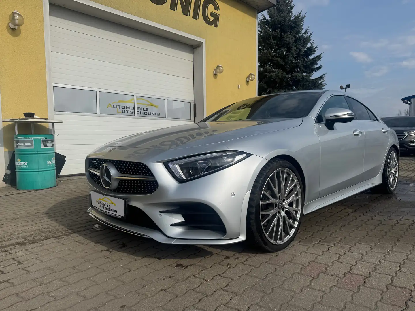 Mercedes-Benz CLS 300 AMG Edition 300d Silber - 2