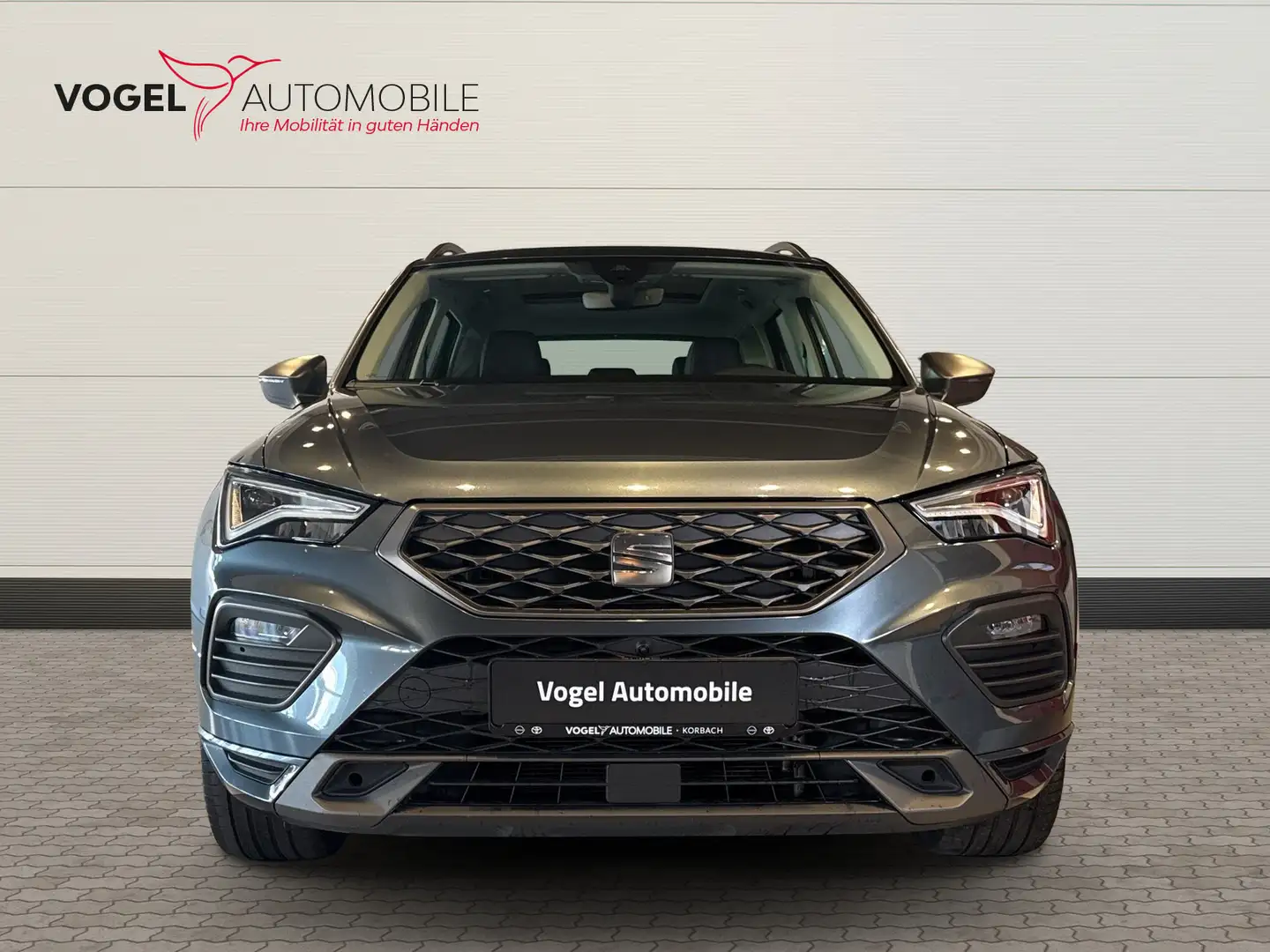 SEAT Ateca 2.0 TSI FR +4x4+Navi+Standh+Pano Grijs - 2