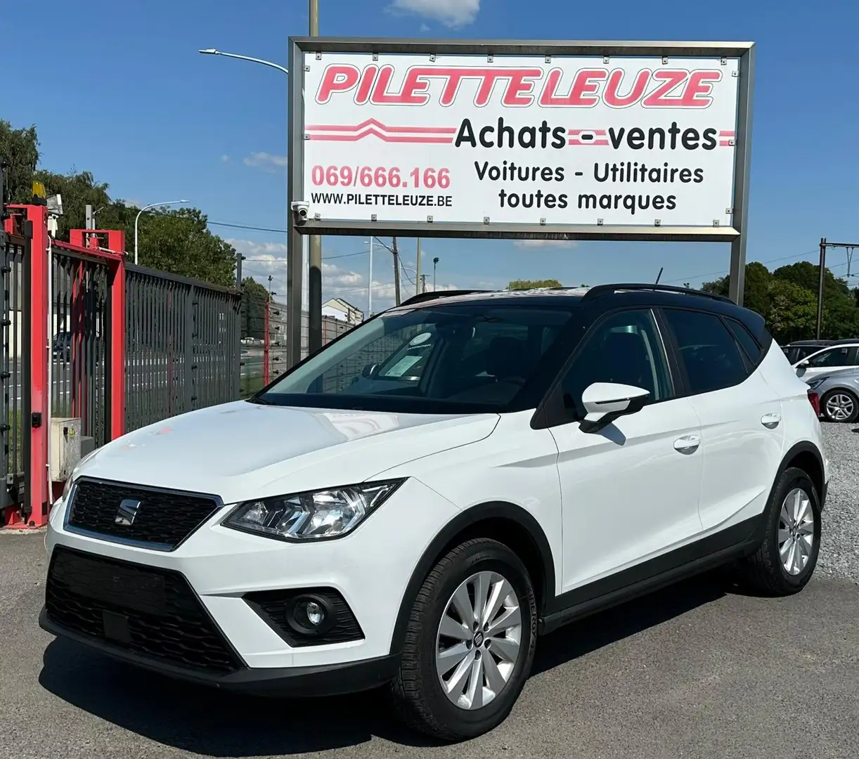 SEAT Arona Arona 1.0 TSI Style (EU6.2) Blanc - 1