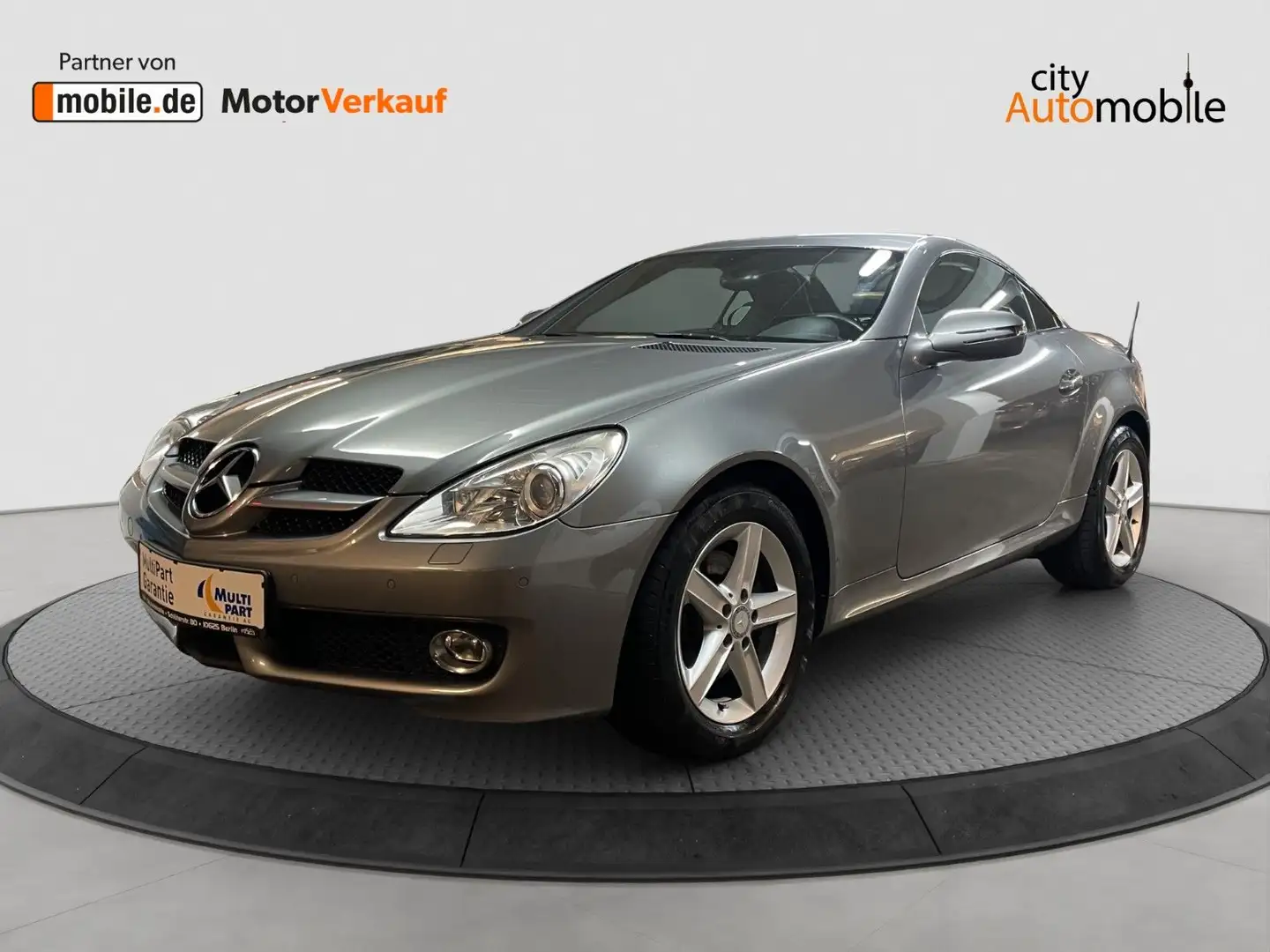 Mercedes-Benz SLK 200 Roadster/Bi-Xenon/Leder/Navi/SHZ/PDC Stříbrná - 1