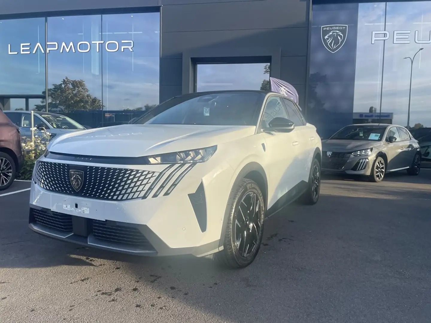 Peugeot 3008 GT Hybrid 145PK *0KM* Blanc - 1