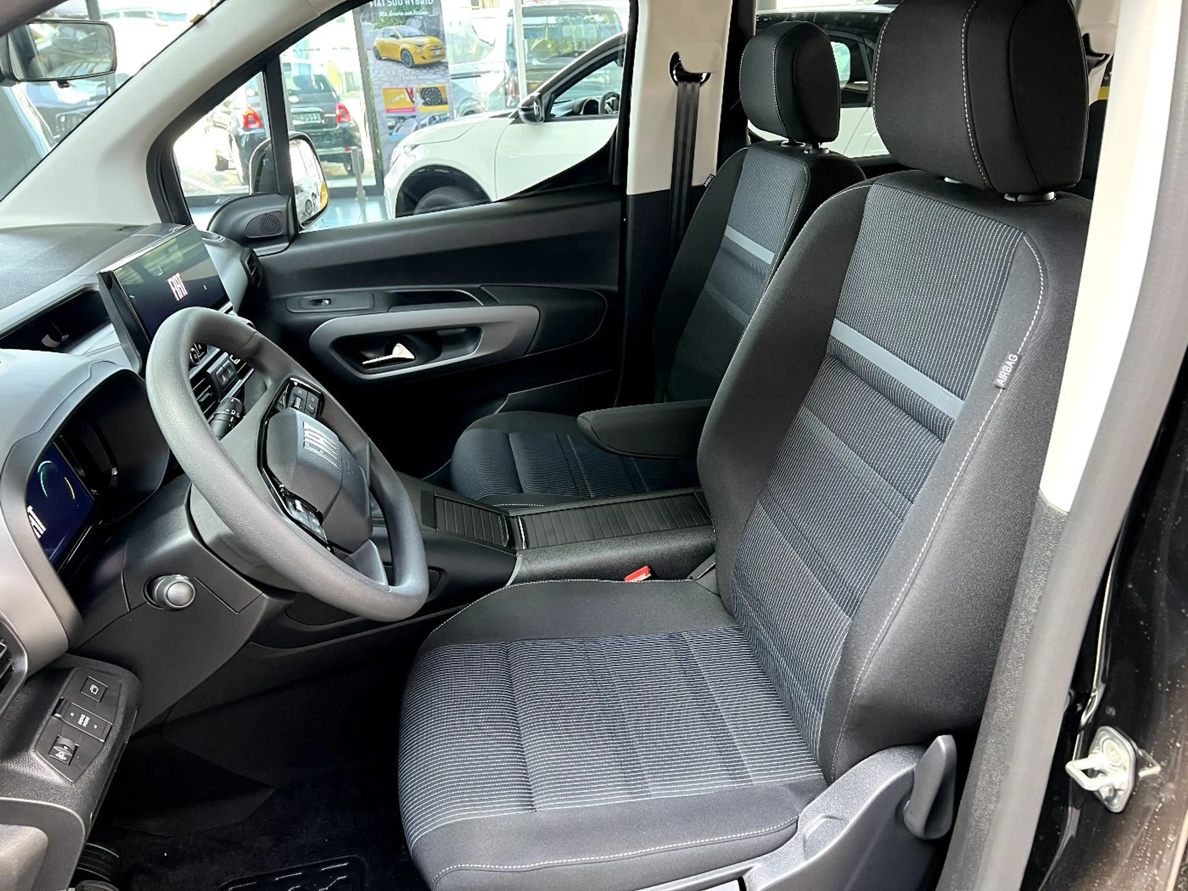 Fiat Qubo L L1 Icon 1.5 *5-Sitzer LED Navi ACC Sitzh. — photo 8