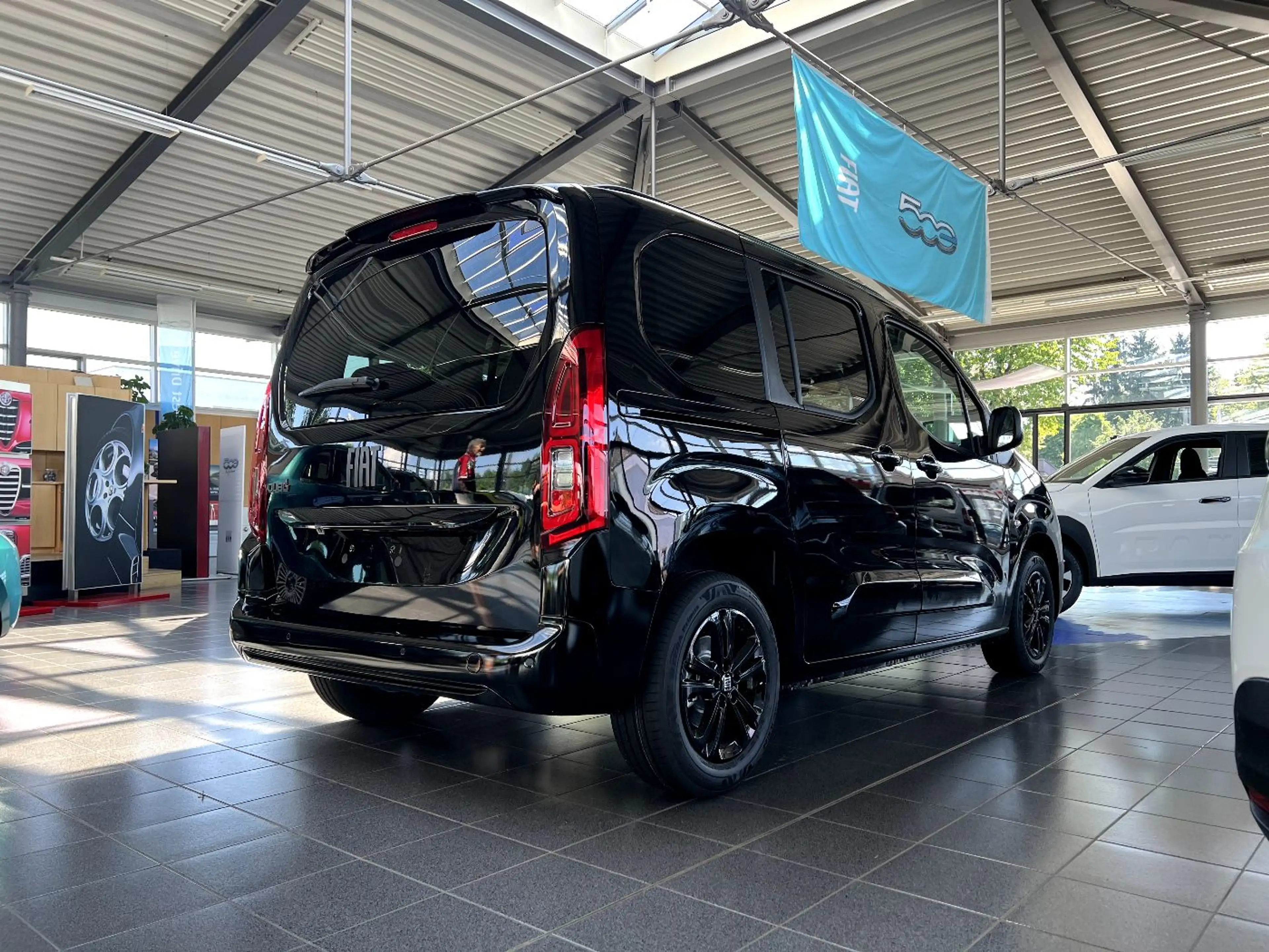 Fiat Qubo L L1 Icon 1.5 *5-Sitzer LED Navi ACC Sitzh. — photo 4