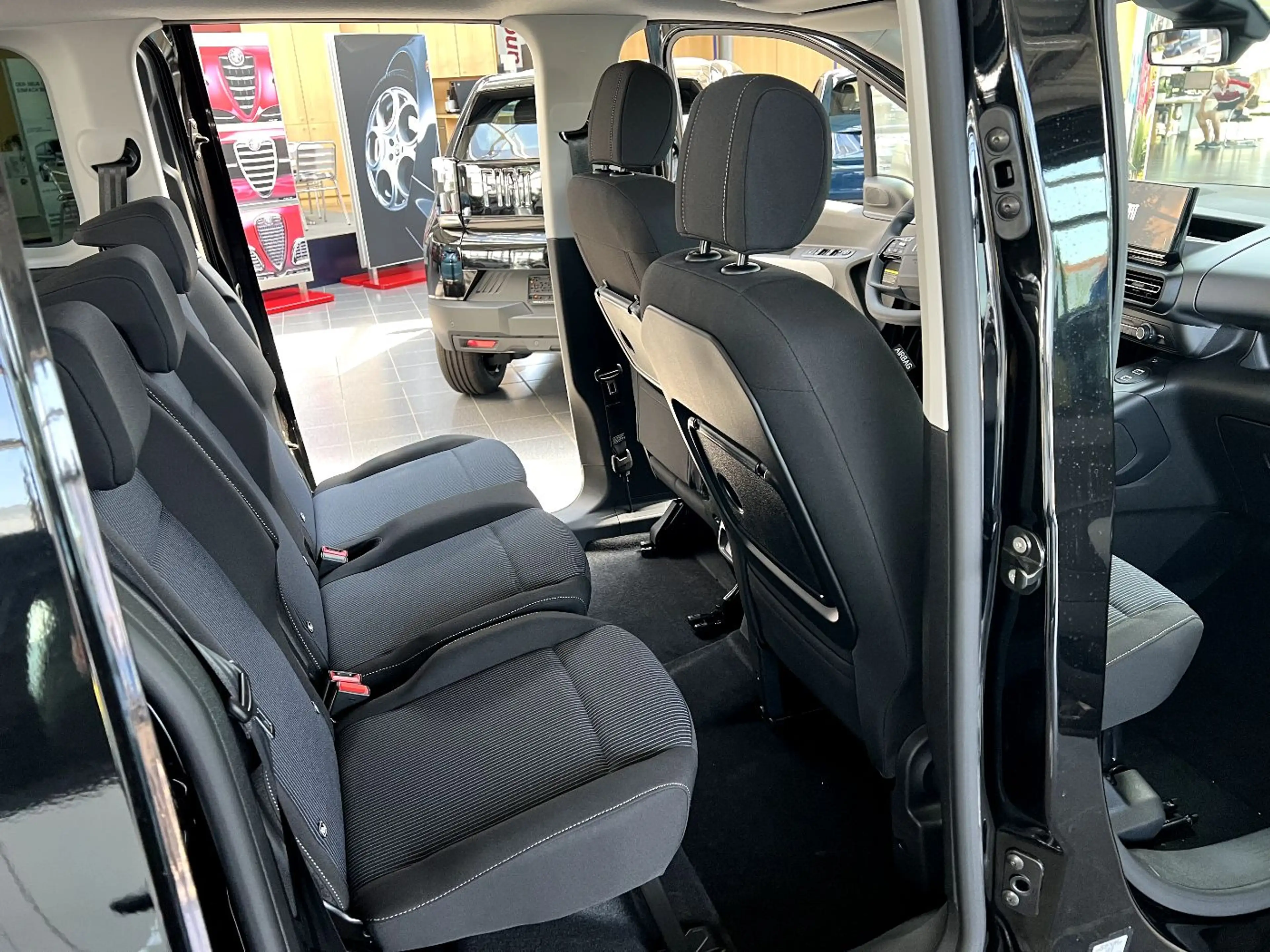 Fiat Qubo L L1 Icon 1.5 *5-Sitzer LED Navi ACC Sitzh. — photo 15