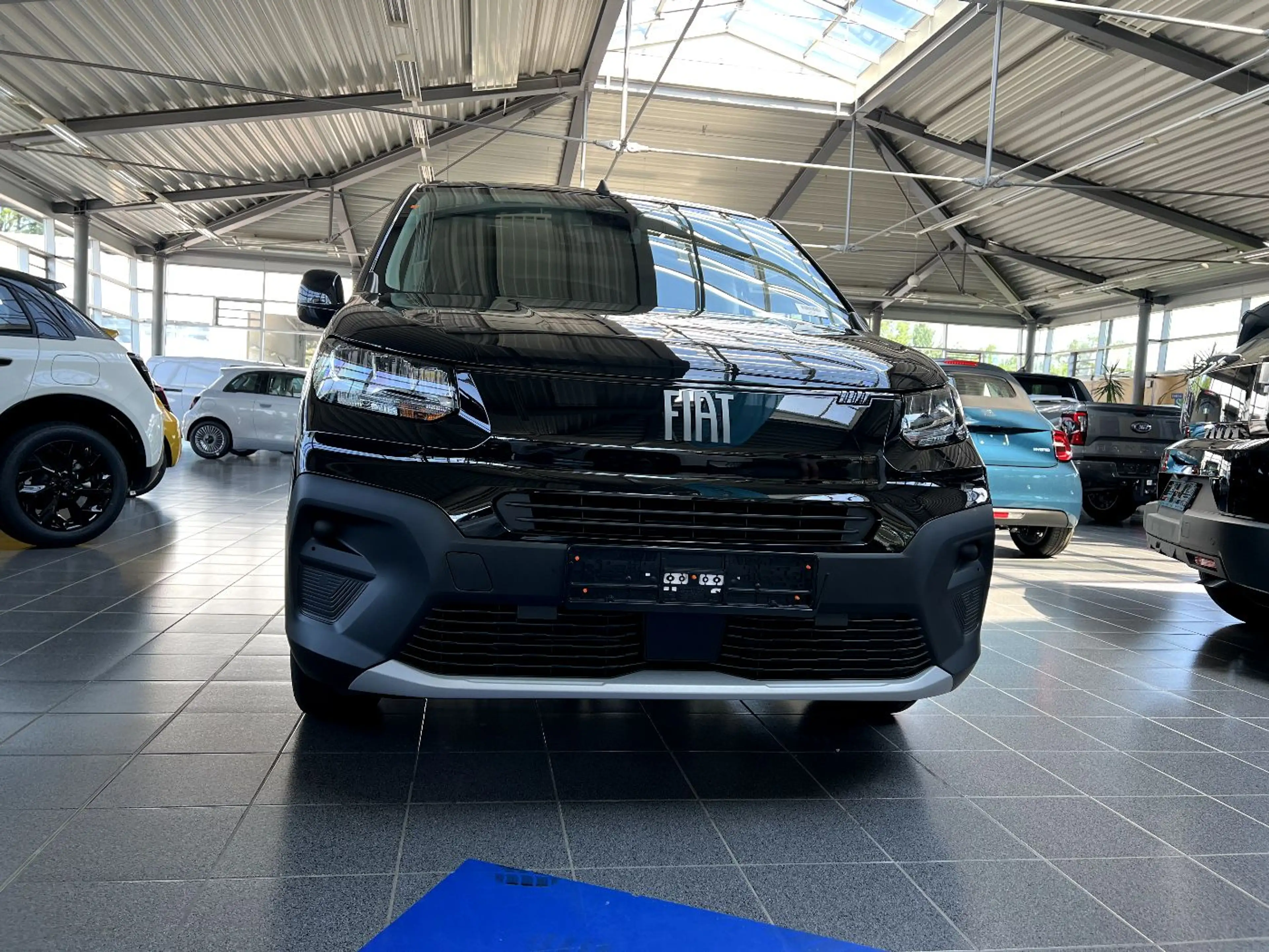 Fiat Qubo L L1 Icon 1.5 *5-Sitzer LED Navi ACC Sitzh. — photo 6