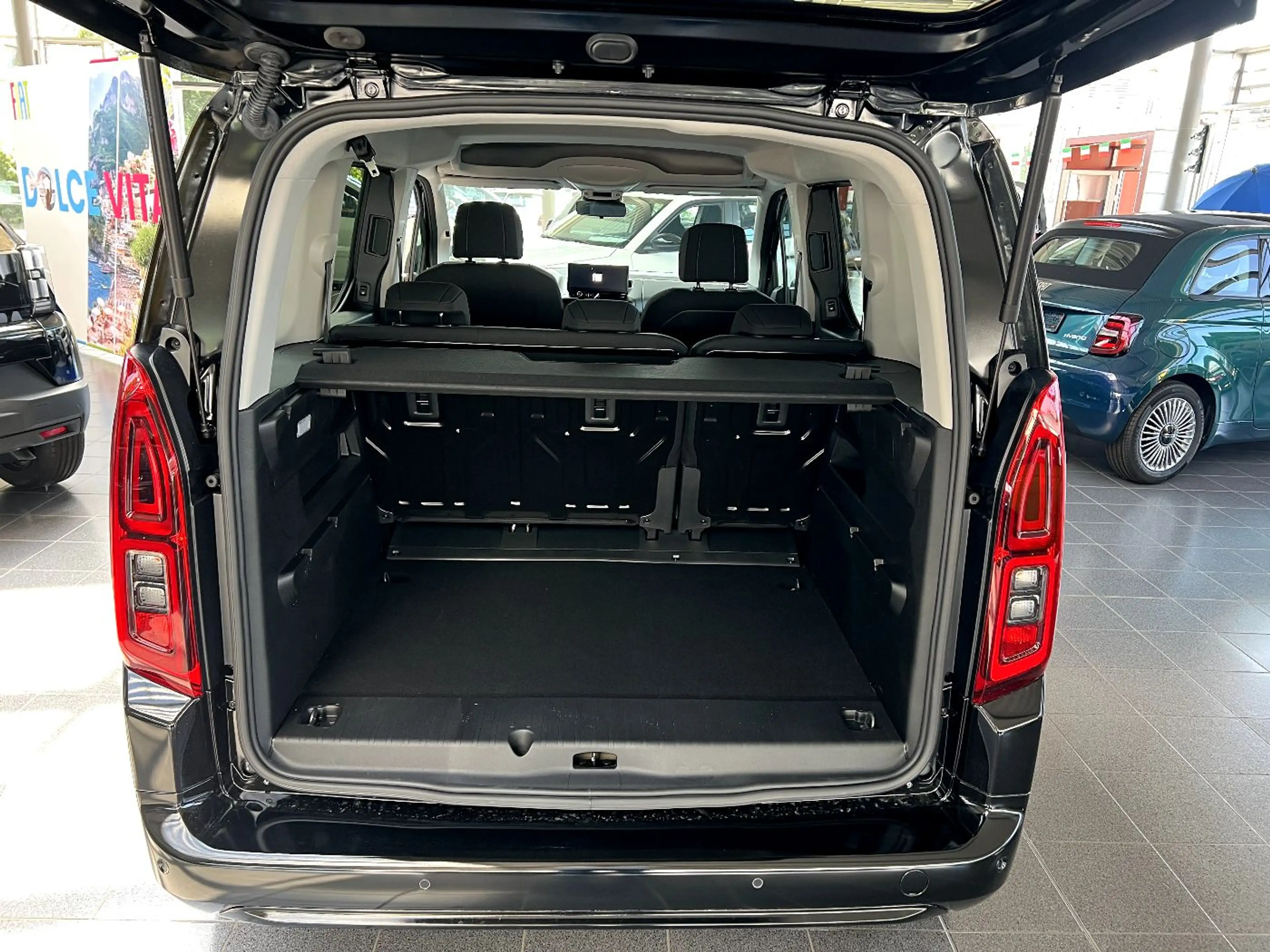 Fiat Qubo L L1 Icon 1.5 *5-Sitzer LED Navi ACC Sitzh. — photo 7