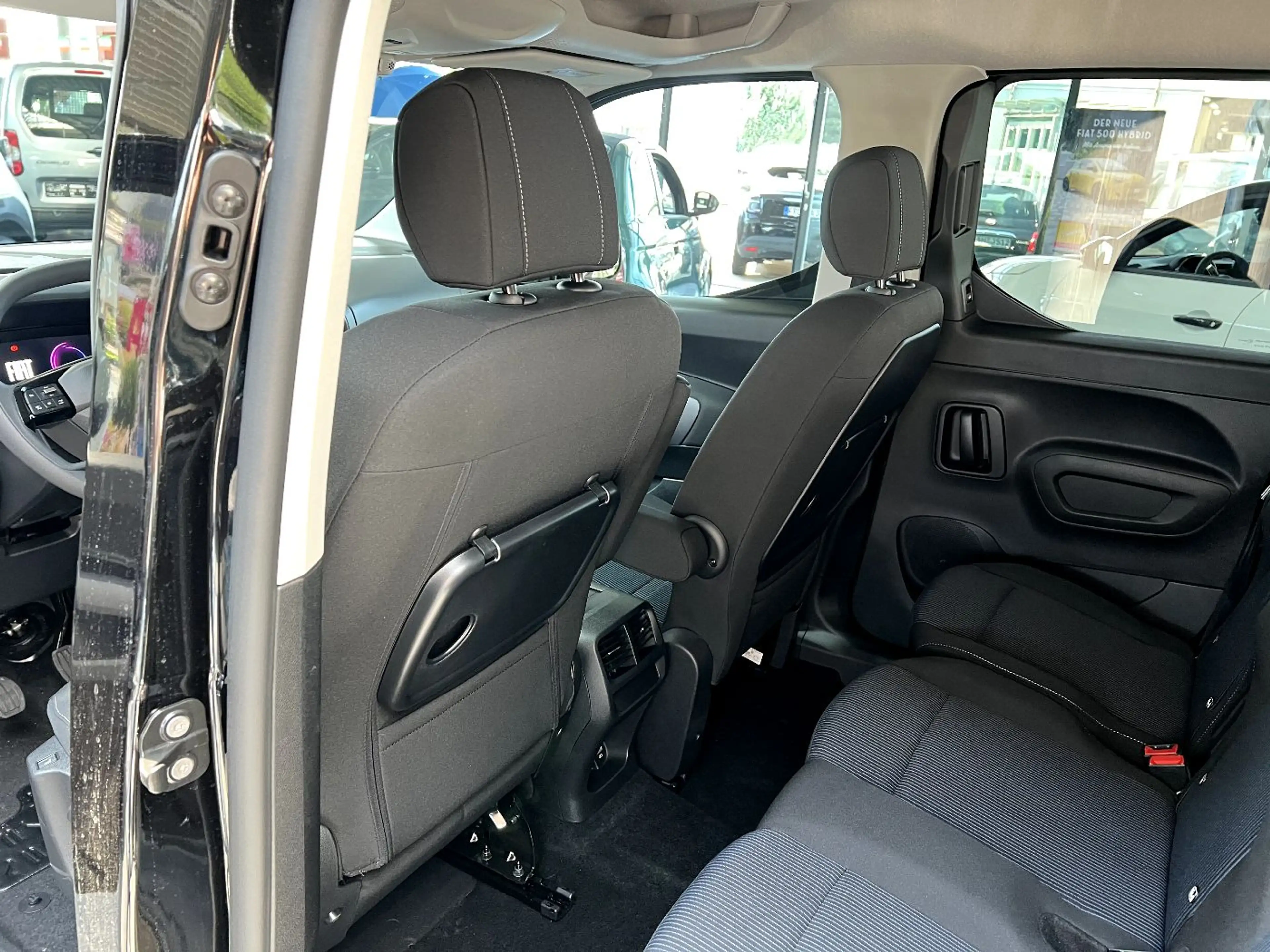 Fiat Qubo L L1 Icon 1.5 *5-Sitzer LED Navi ACC Sitzh. — photo 13