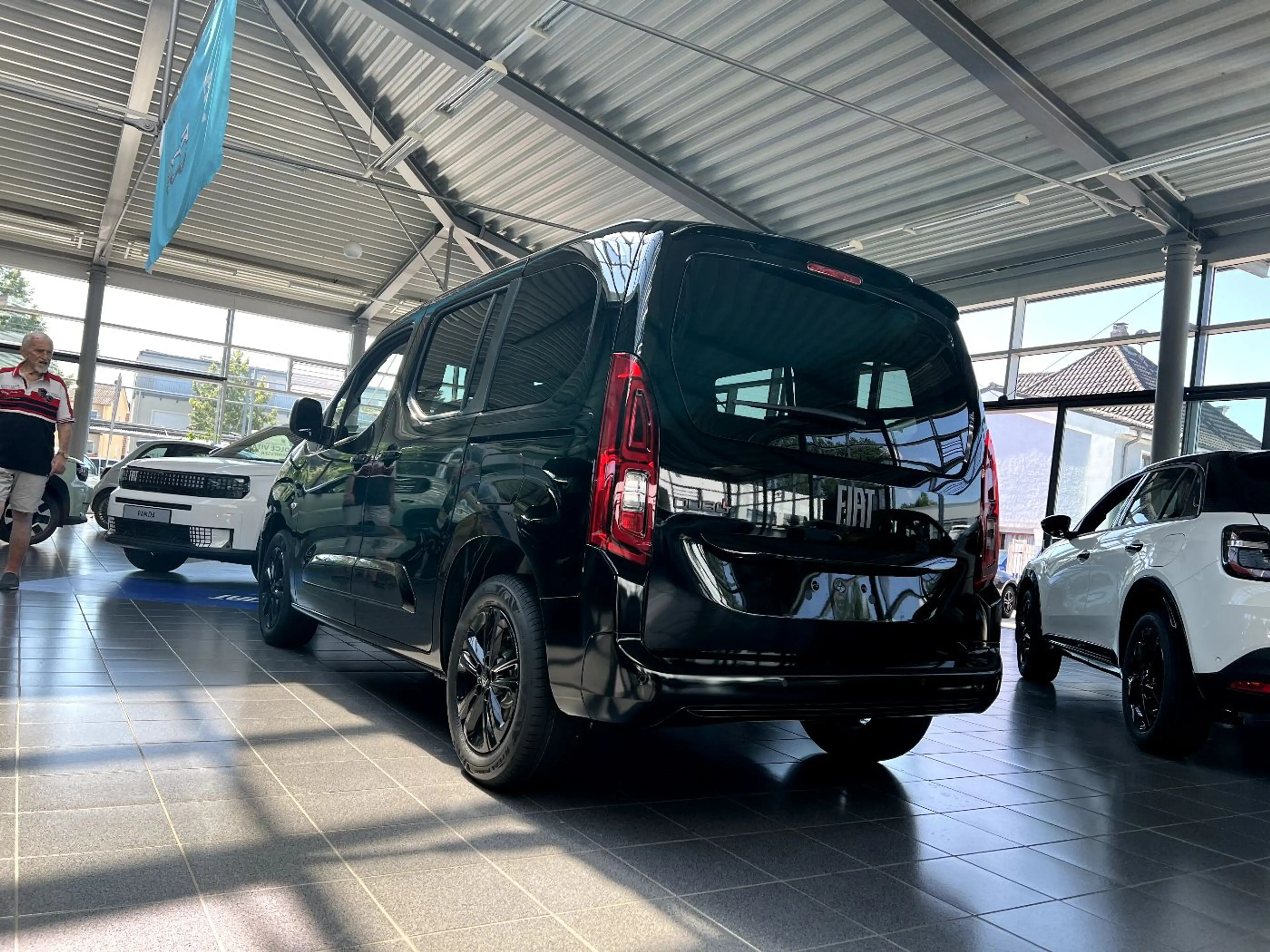 Fiat Qubo L L1 Icon 1.5 *5-Sitzer LED Navi ACC Sitzh. — photo 2