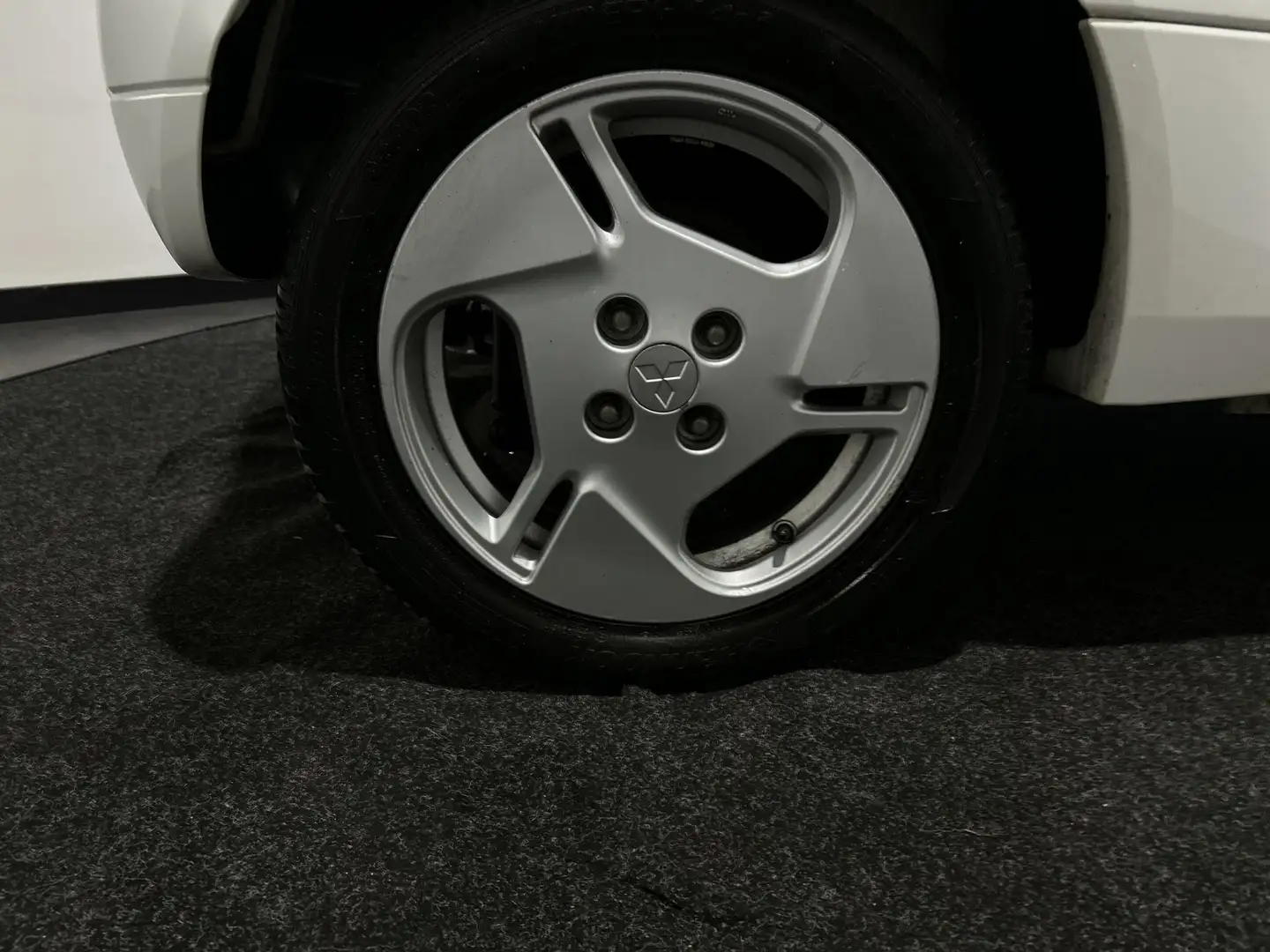 Mitsubishi I-MiEV 4-peroons 16 kWh Compact | Lage kosten Weiß - 2