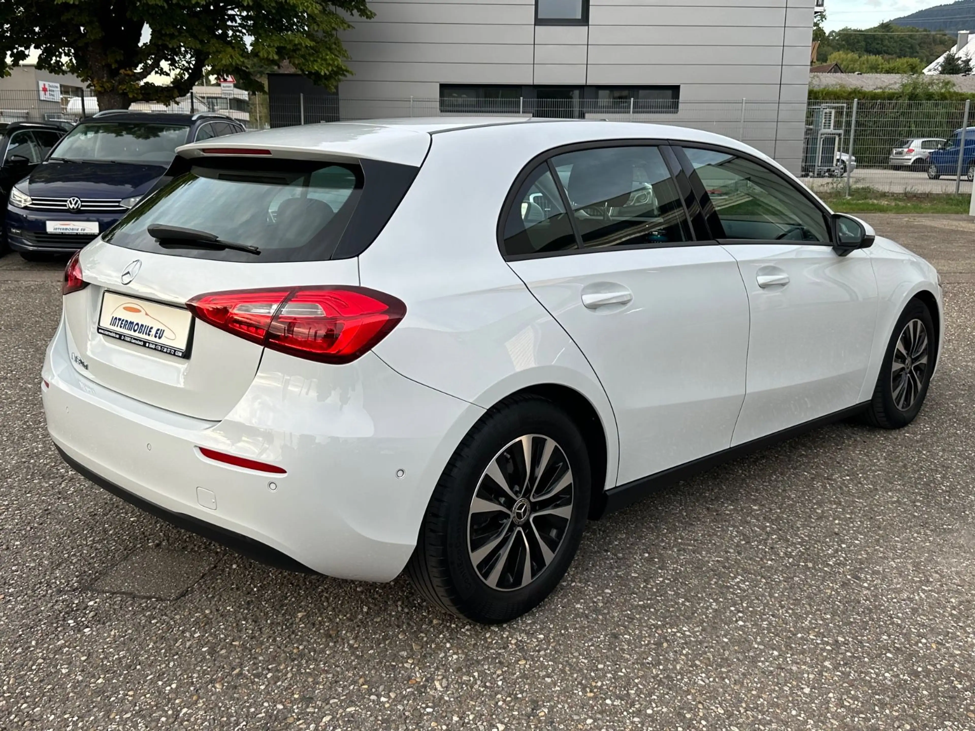 Mercedes-Benz A 180 d 1950ccm ALU MBUX DAB AC NAVI CAM TOP — photo 5