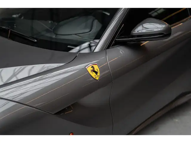 Ferrari F12 F12 Berlinetta *Grigio Ferro / Origine France*