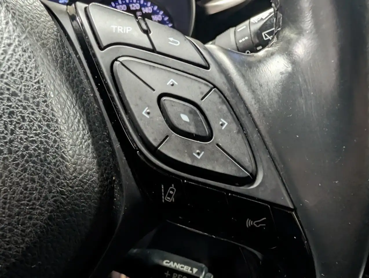 Toyota C-HR снимка Toyota C-HR