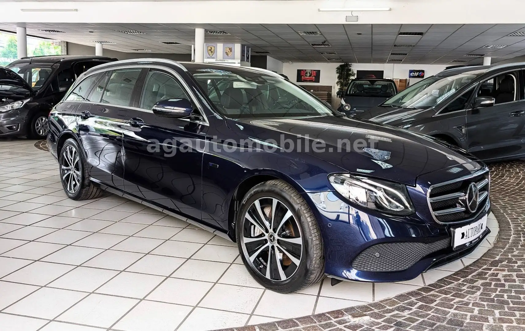 Mercedes-Benz E 300 E300 de Avantgarde TLeder Stop&Go Kamera Plug-In Azul - 1