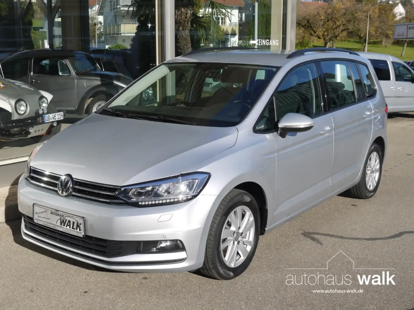 Volkswagen Touran 2.0 TDI Comfortline NAVI LEC ACC Silber - 2