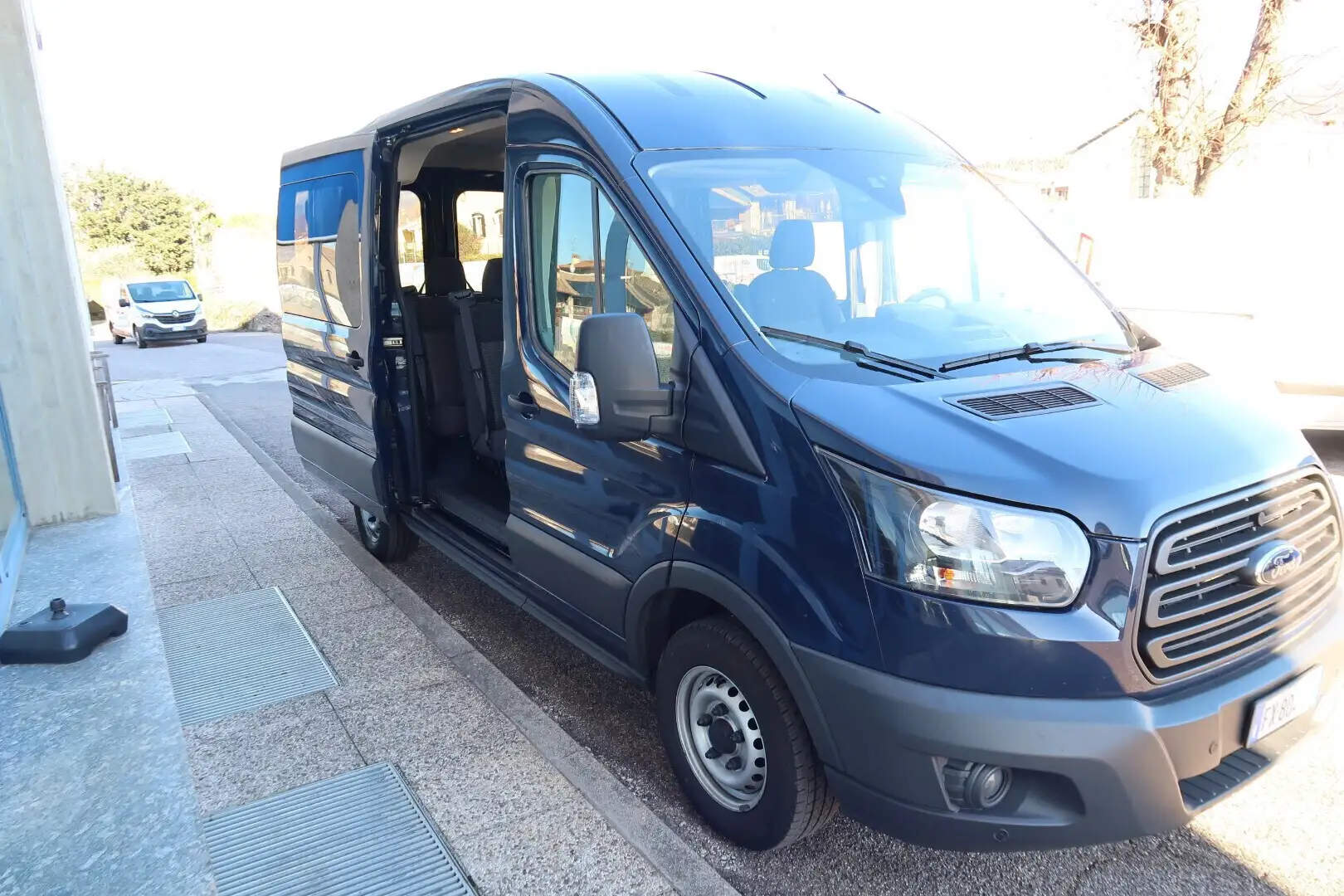 Ford Transit Bus 2.0TDCi EcoBlue 130CV PM-TM 8 Posti Combi Tren Azul - 1