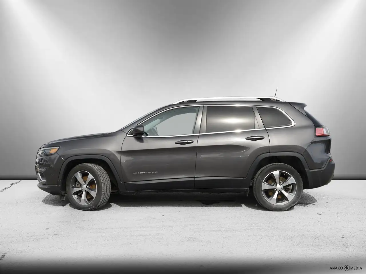 Jeep Cherokee снимка Jeep Cherokee