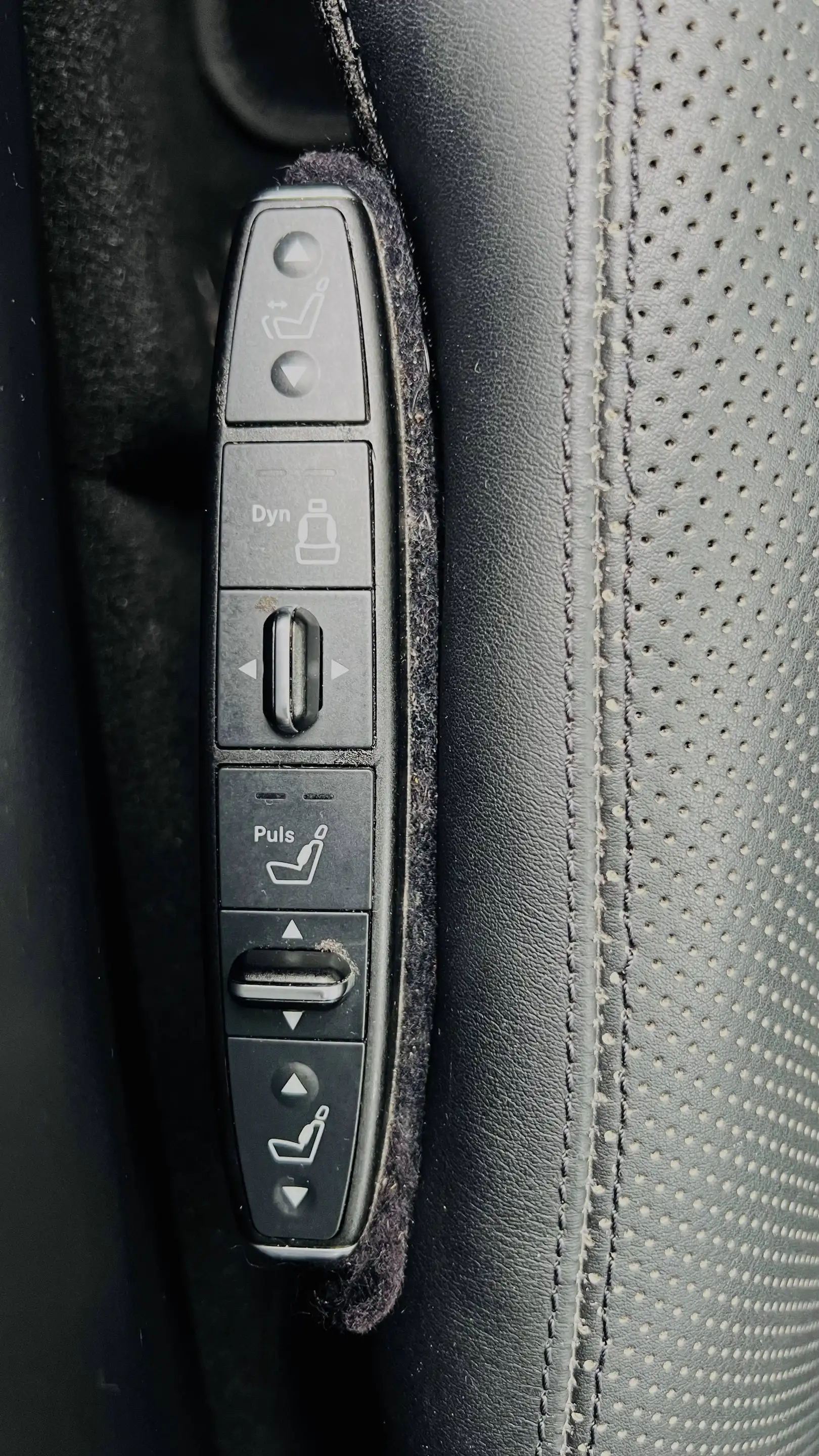 Mercedes-Benz CLS 350 CLS Coupe Diesel CDI 7G-TRONIC Exclusiv — photo 15