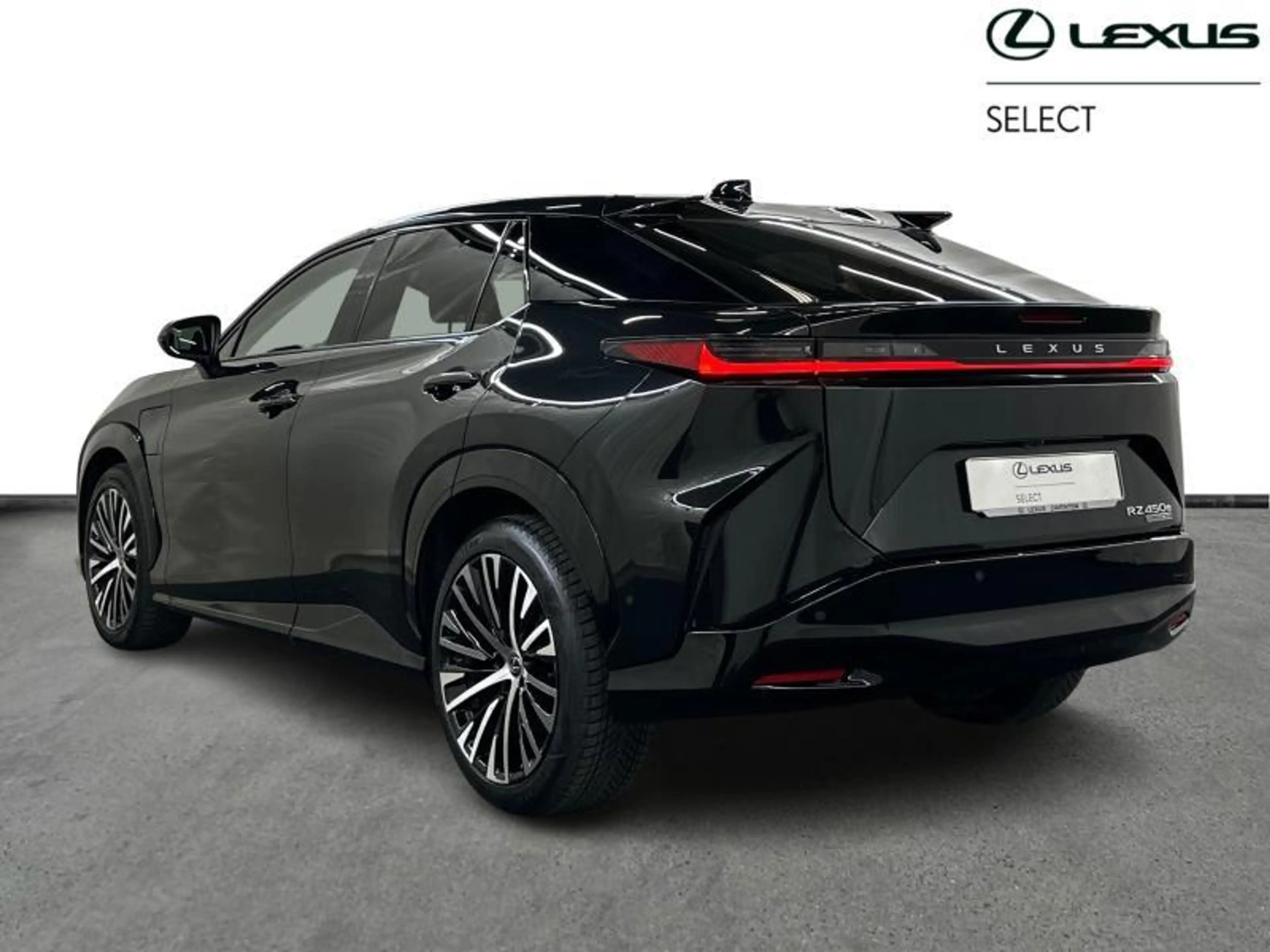 Lexus RZ Privilege Line AWD — photo 2