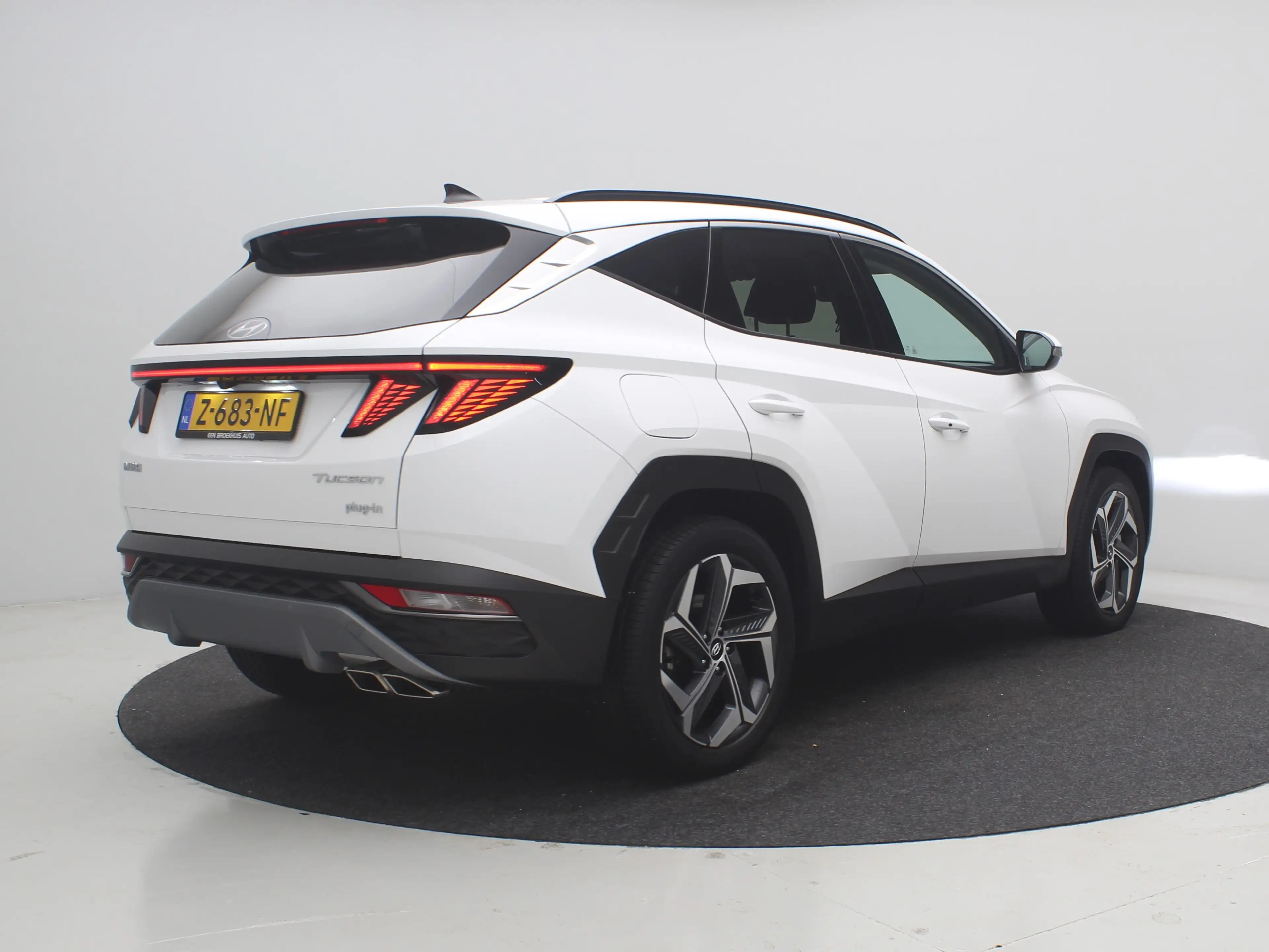 Hyundai TUCSON 1.6 T-GDI PHEV Comfort Smart 4WD | Achteruitrijcam — photo 3