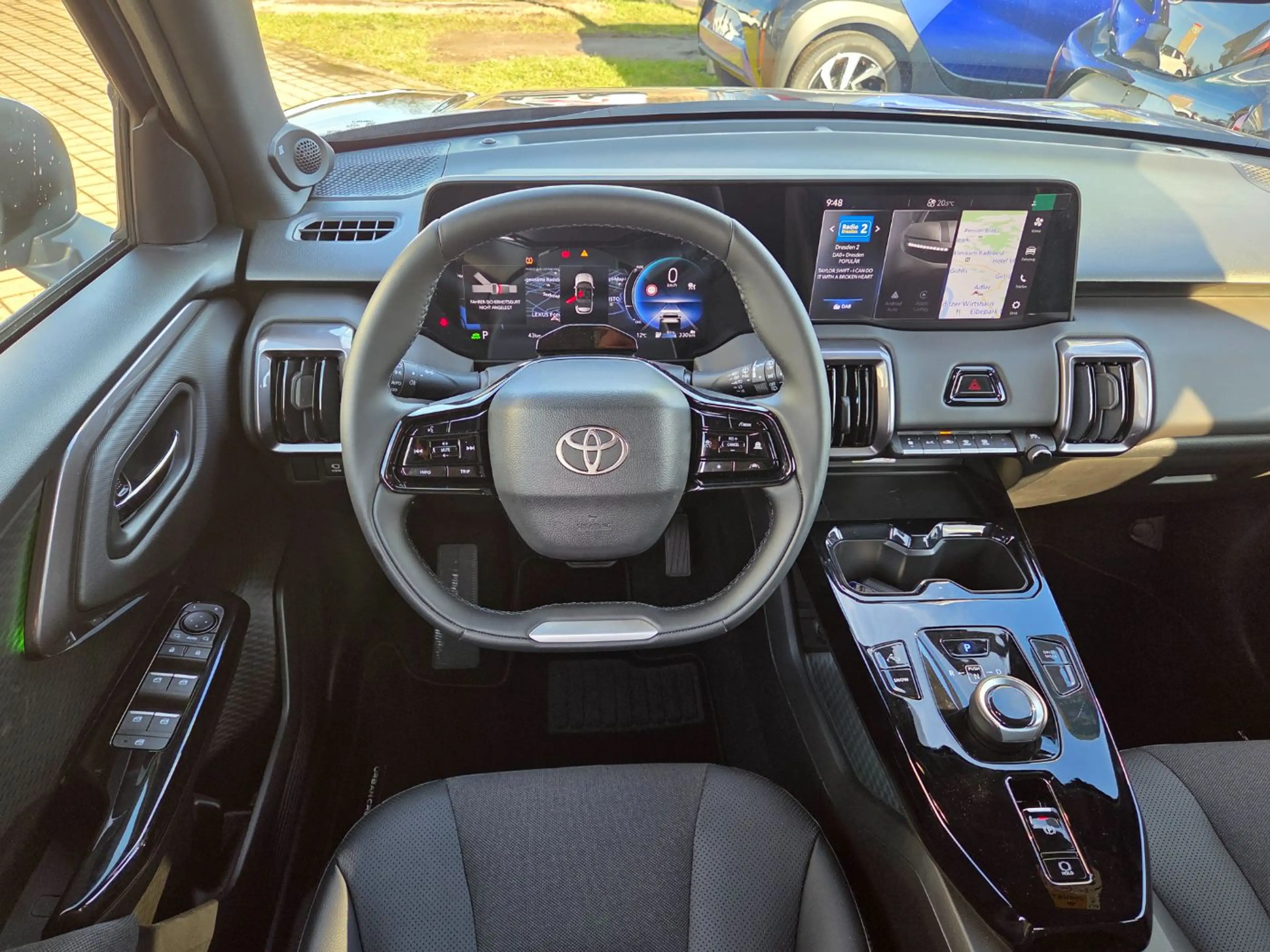 Toyota Urban Cruiser FWD Lounge LED, SHZ, JBL, 360°Kam — photo 6