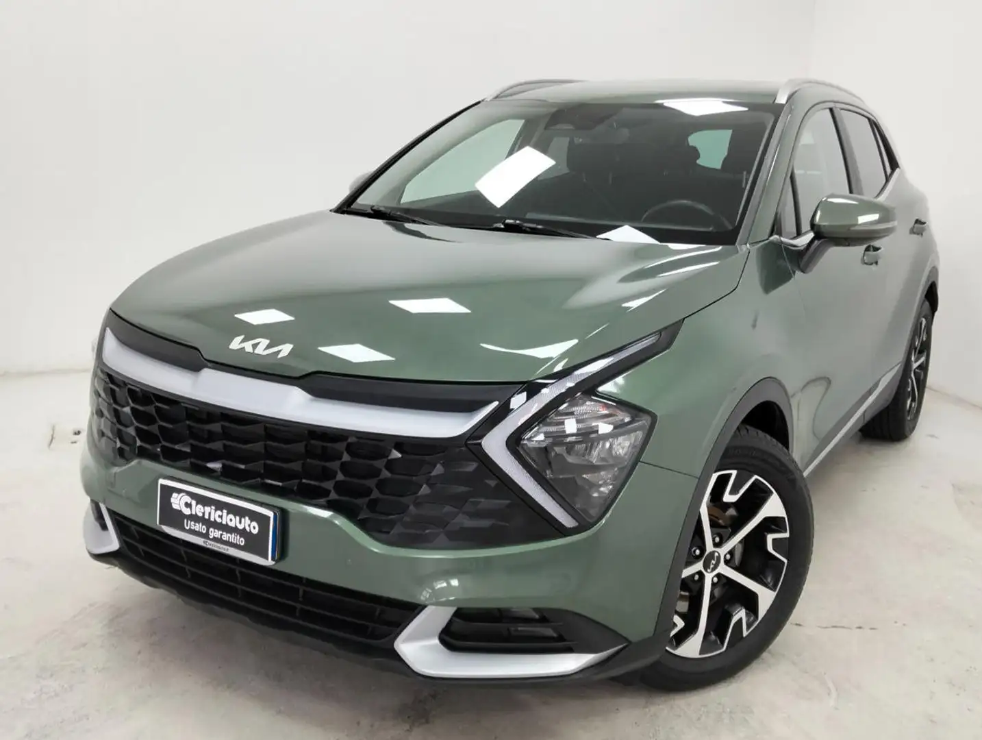 Kia Sportage 1.6 CRDi MHEV Style Verde - 1