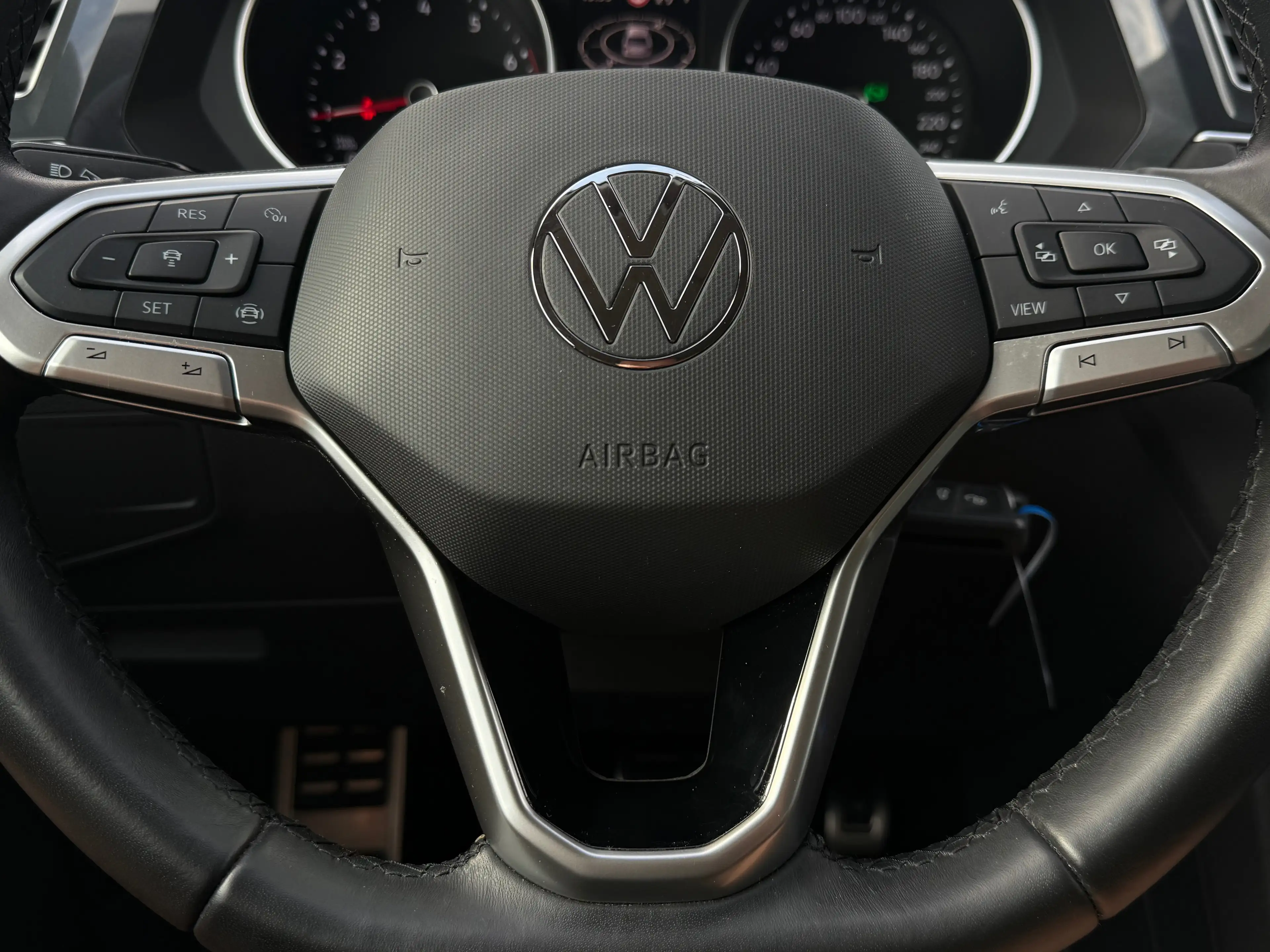 Volkswagen Tiguan Tiguan 1.5 TSI 150cv Active DSG /Navi/CarPlay/Led/Caméra/Pdc/J.a/Garantie/ — photo 14