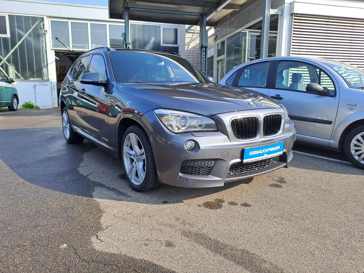 BMW X1 Baureihe X1 20 d xDrive * M-Sportpaket * Grau - 2