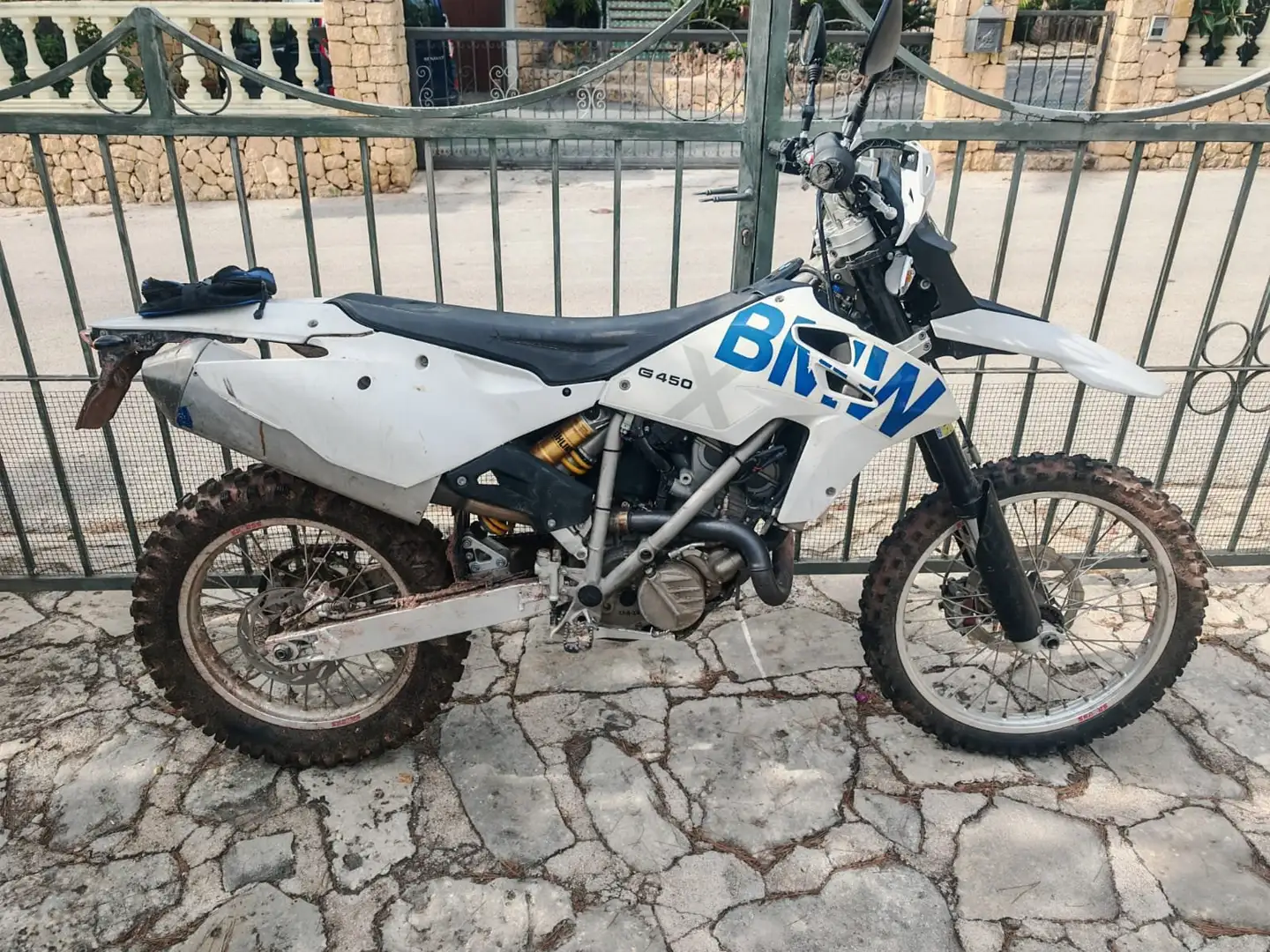 BMW G 450 X Blanco - 1
