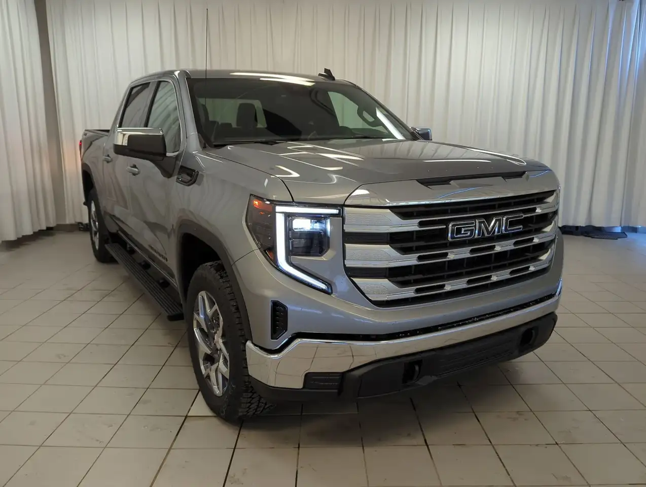 GMC Sierra 1500 снимка GMC Sierra 1500