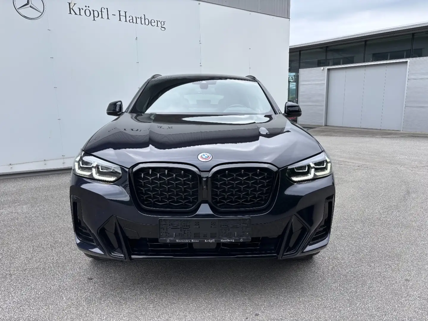 BMW X4 xDrive 20d 48V Aut. M Paket LED Schwarz - 2
