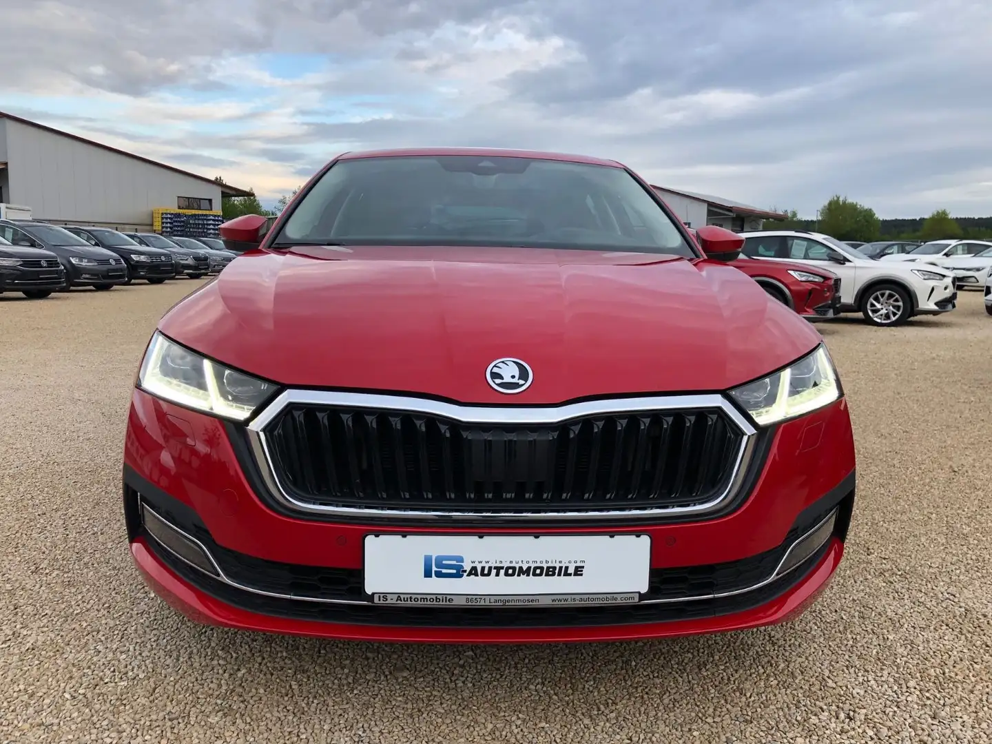 Skoda Octavia Lim. tyle iV,NAVI,LED,ACC,SHZ,RFK,Matrix Rouge - 2