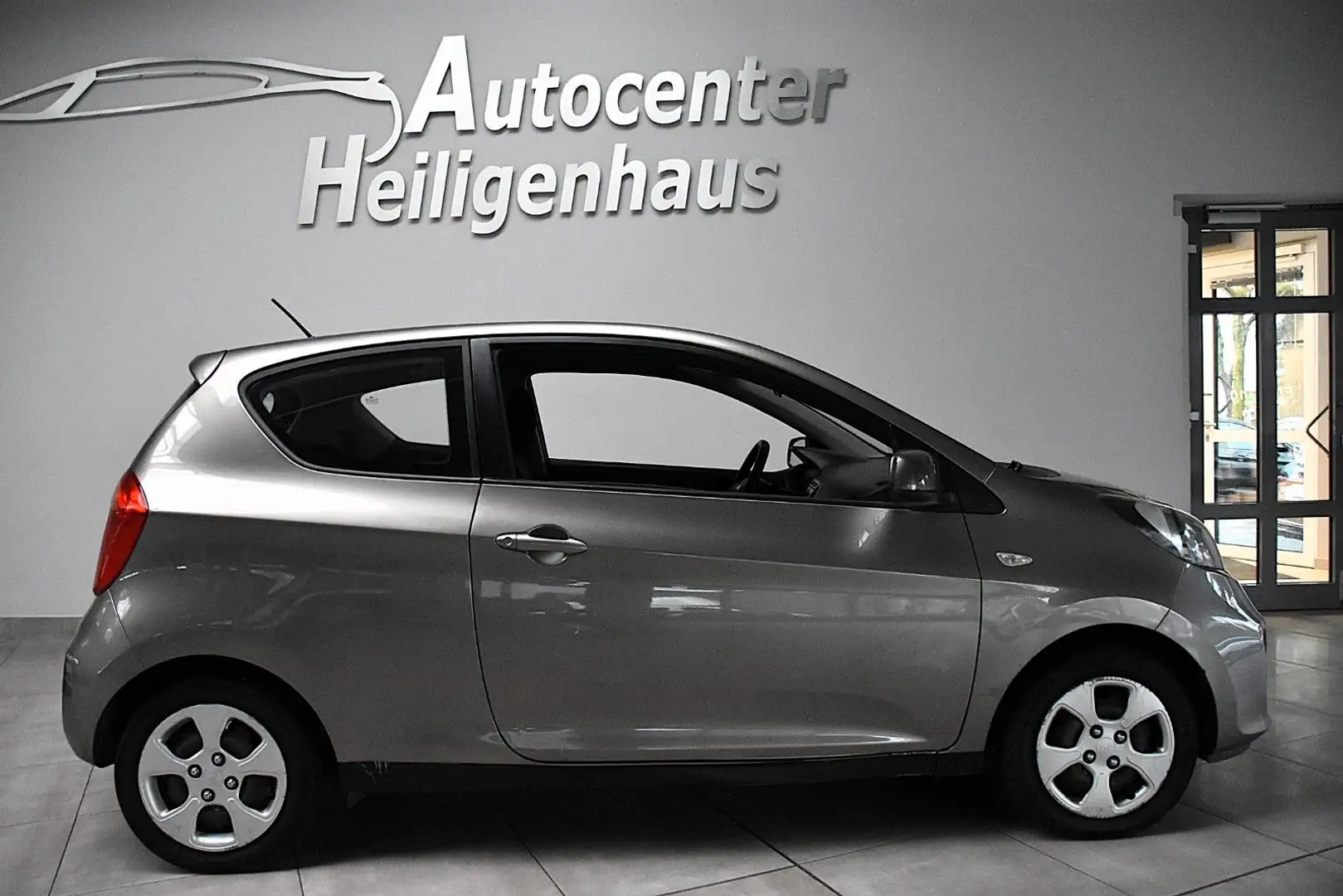 Kia Picanto 1.0 Attract Start&Stop CD Radio TÜV NEU Silber - 2