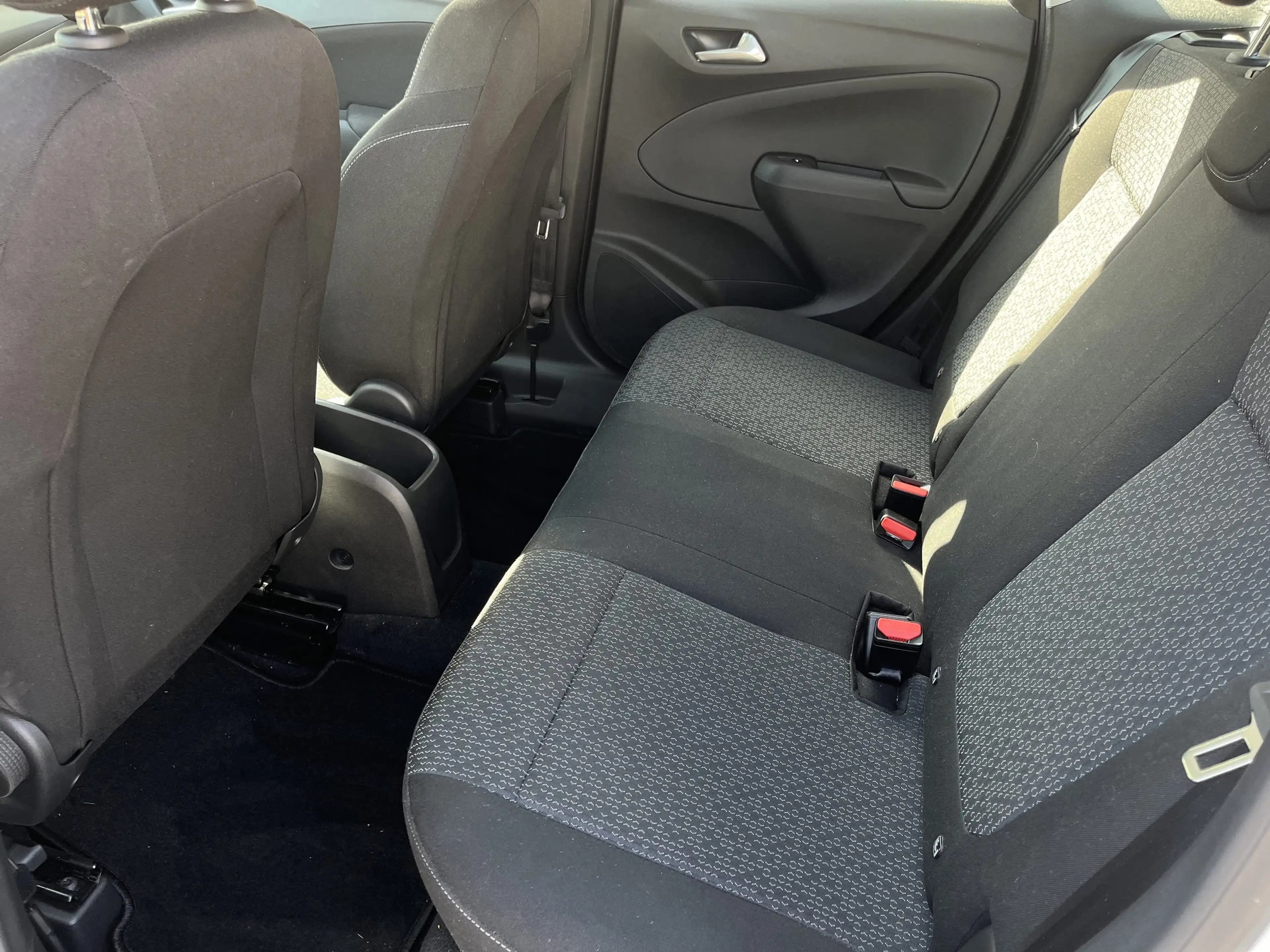Opel Crossland 1.2 Turbo Enjoy LED+Allwetterreifen — photo 12