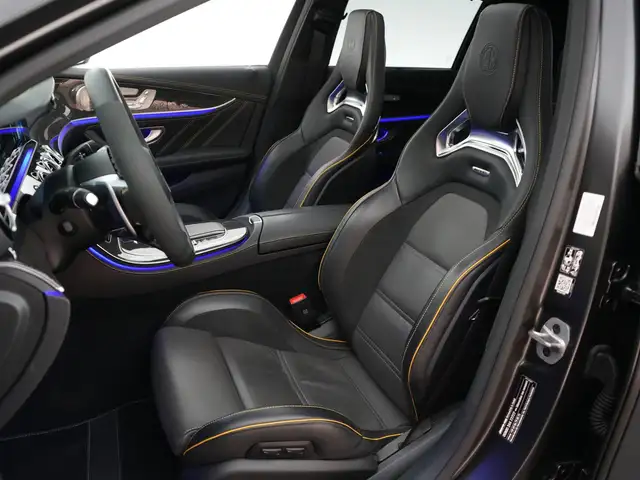 Mercedes-Benz E-Class view 5