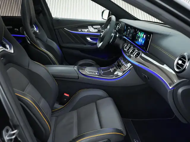 Mercedes-Benz E-Class view 9