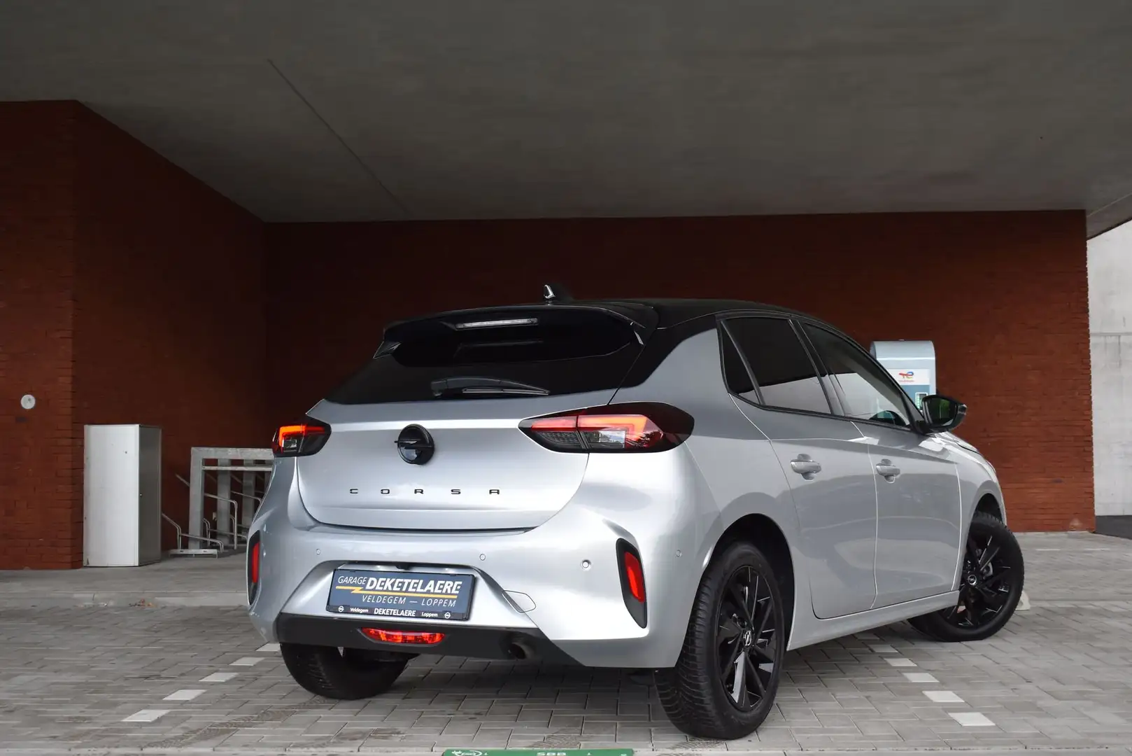 Opel Corsa 1.2S/S GS *NaviPro*CarPlay*Camera*Parkeersensoren Argent - 2