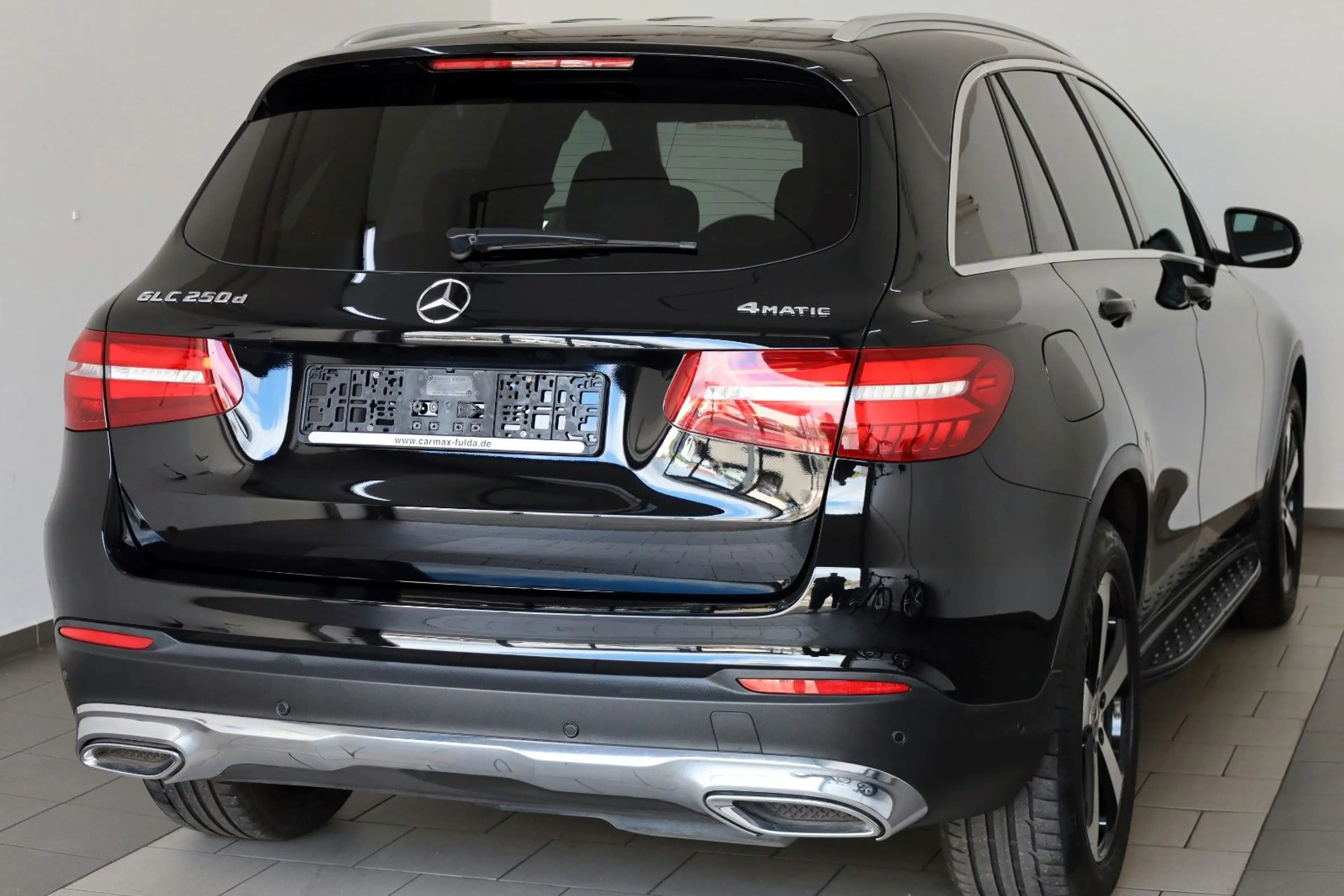 Mercedes-Benz GLC 250 d 4M AMG Int. Leder,Navi,LED,Panorama,+WR — photo 2