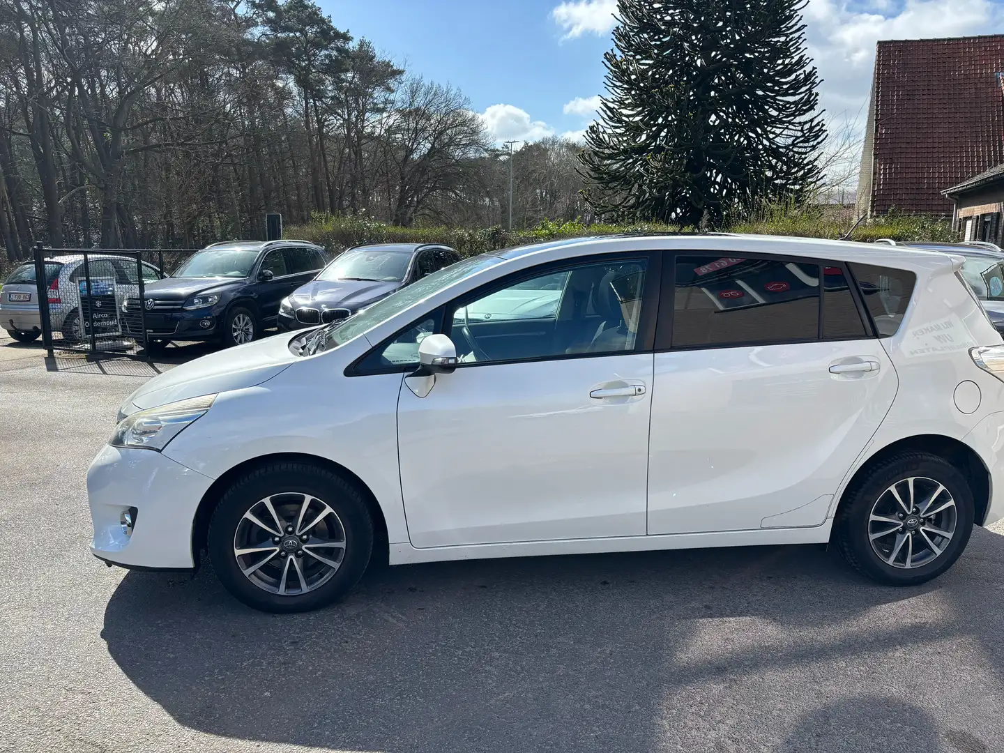 Toyota Verso Verso 1.8 7-Sitzer Executive Blanc - 1