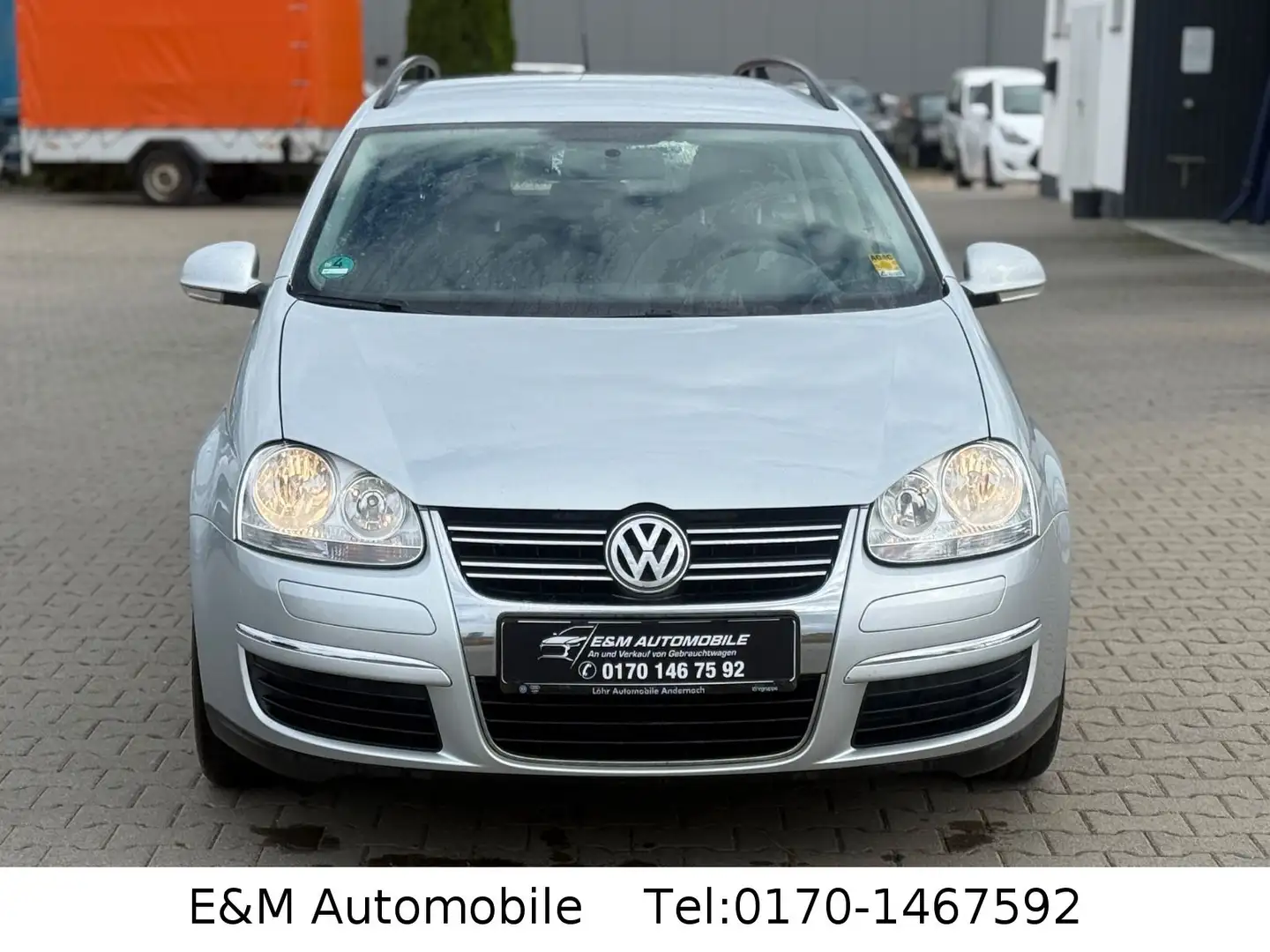 Volkswagen Golf Variant Trend+AHK+1.HAND+KLIMA+HU12/25+ Plateado - 2
