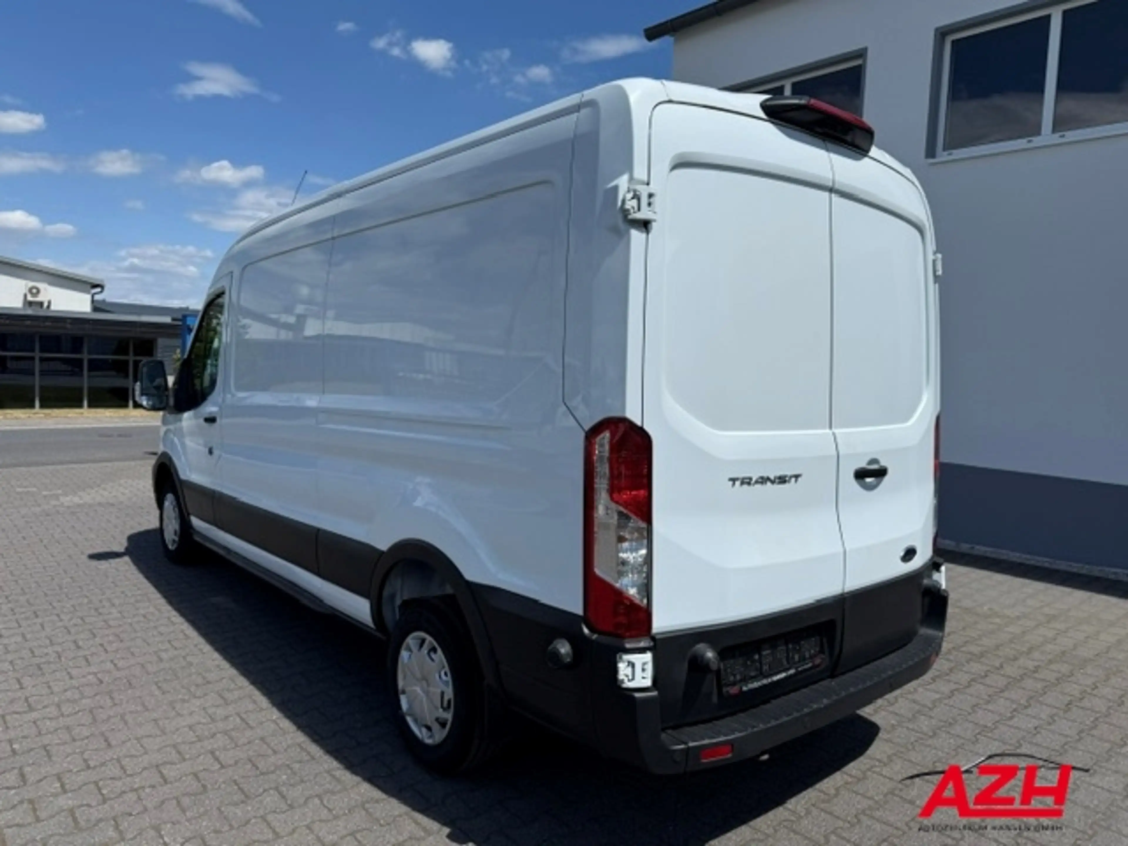 Ford Transit Kasten L3H2 Trend 2.0 TDCI, EU 6 — photo 4