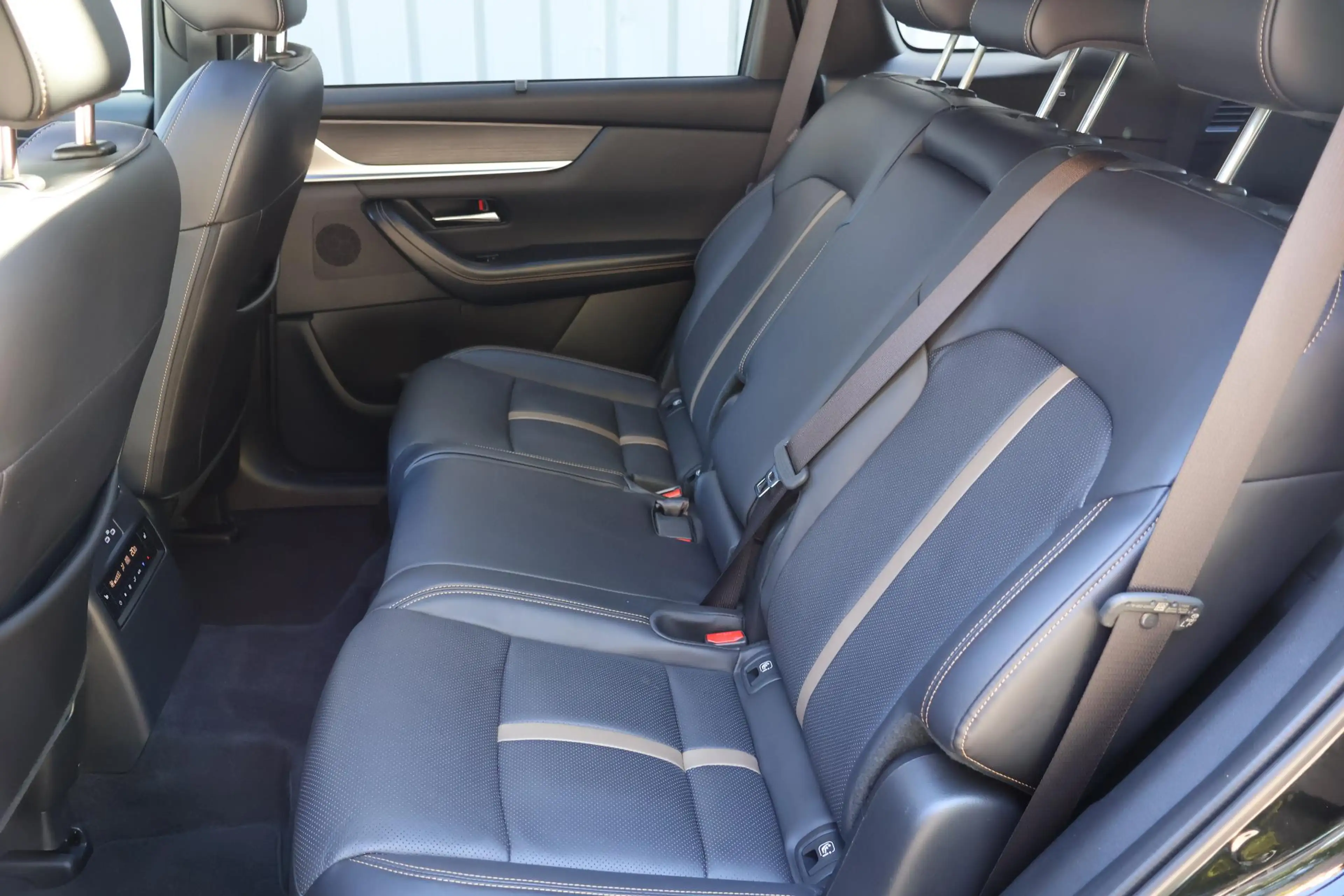 Mazda CX-80 2.5 e-SkyActiv PHEV Homura Plus 7persoons | Wegkla — photo 10