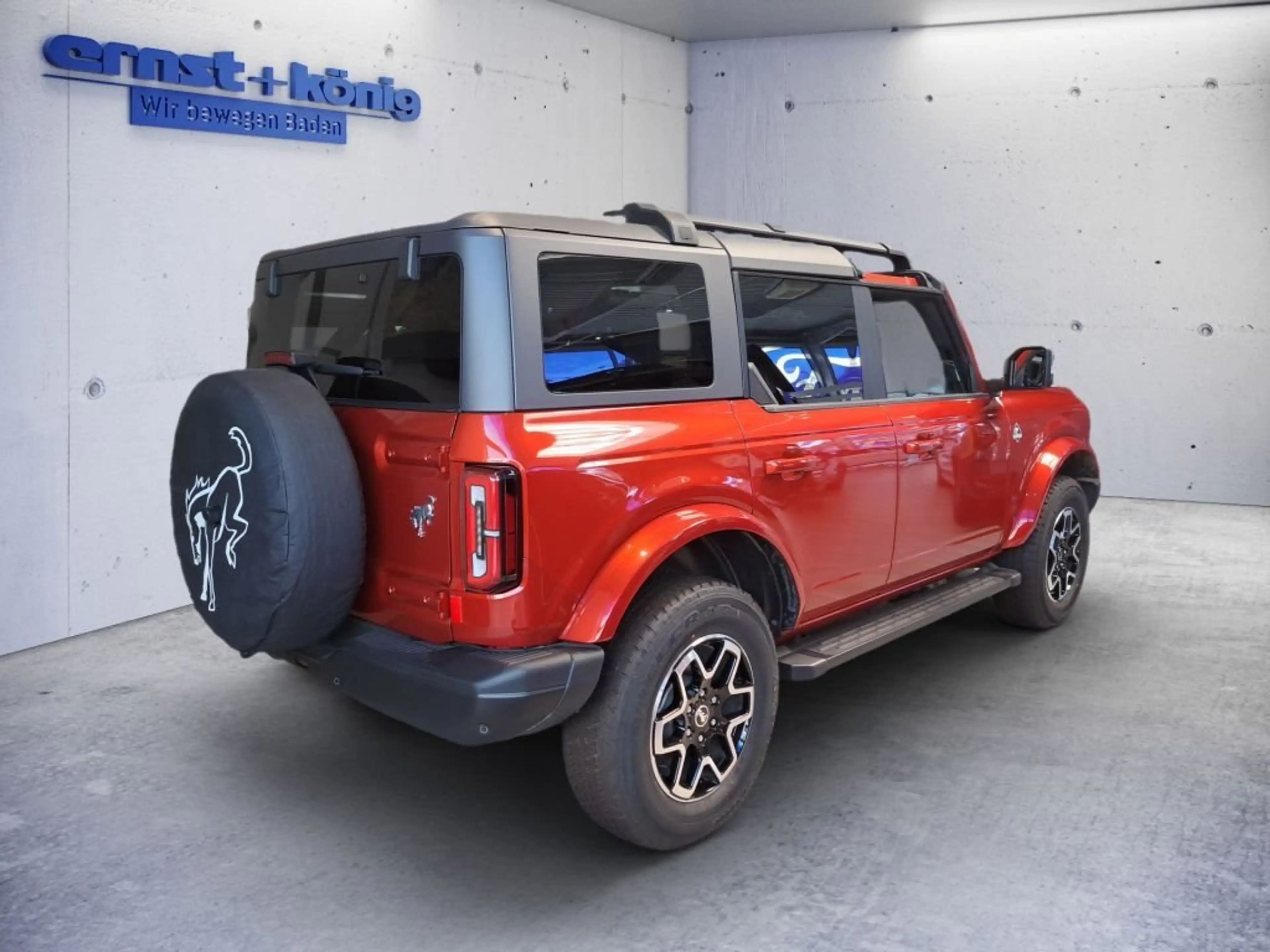 Ford Bronco 2.7 EcoBoost V6 Outer Banks — photo 4