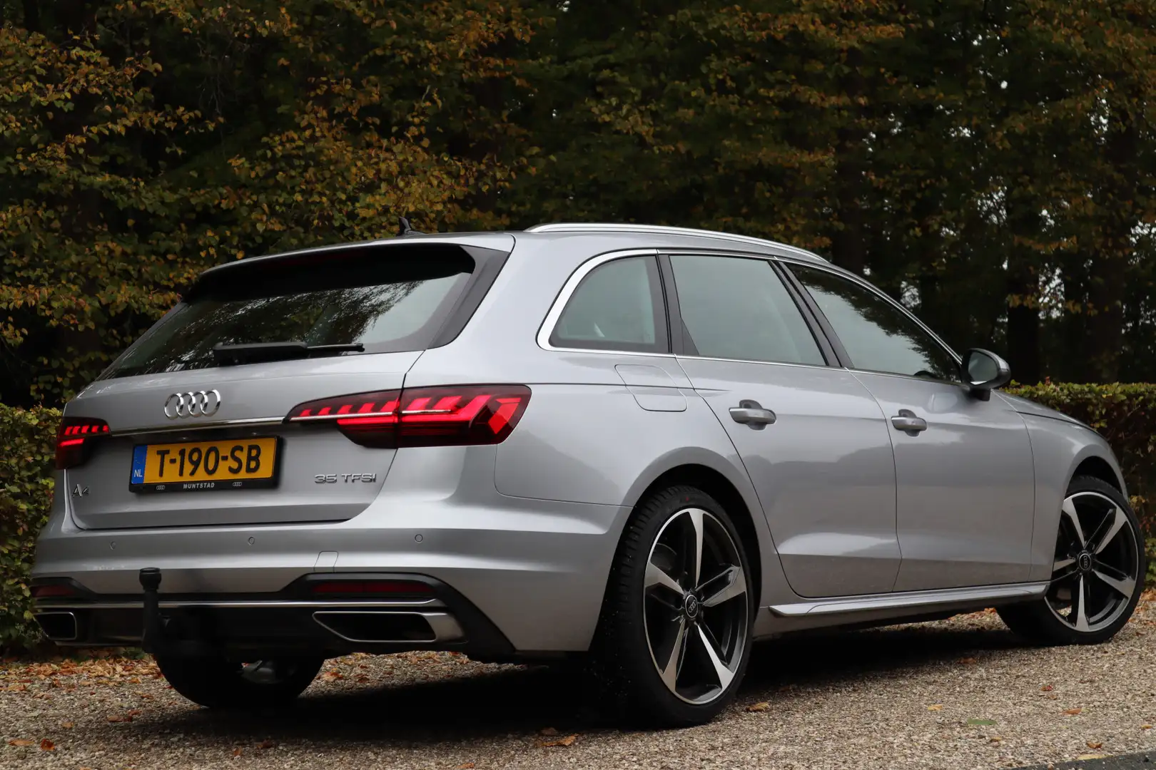 Audi A4 Avant 35 TFSI Advanced Edition | Navi | Virtual | Grijs - 2