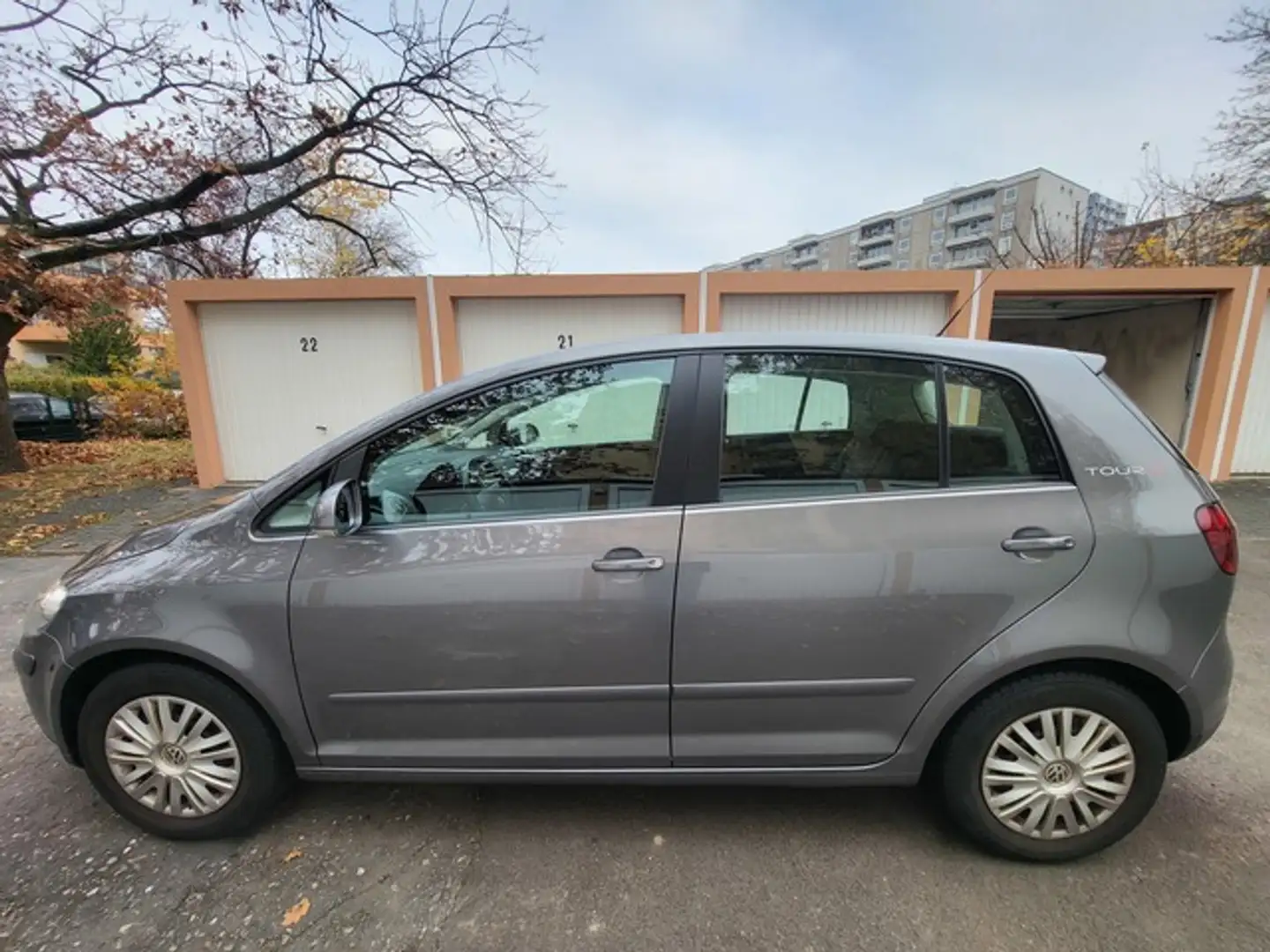Volkswagen Golf Plus 1.6 Tour AUTOMATIK, SITZHEIZUNG, Einparkhilfe Gris - 2