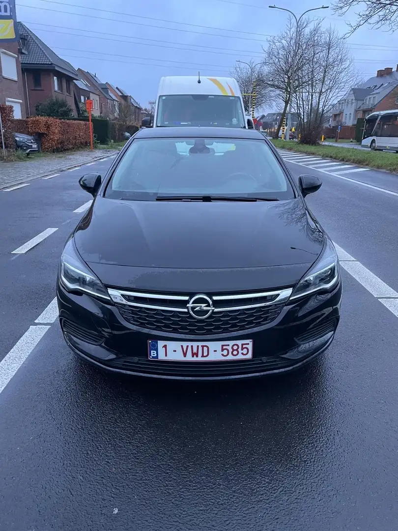 Opel Astra 1.6 D (CDTI) Start/Stop Dynamic - 1